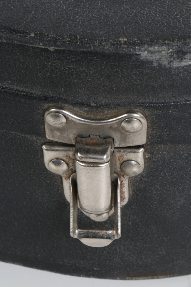 La Casa de Las Guitarras Classical Style Acoustic Guitar and Case