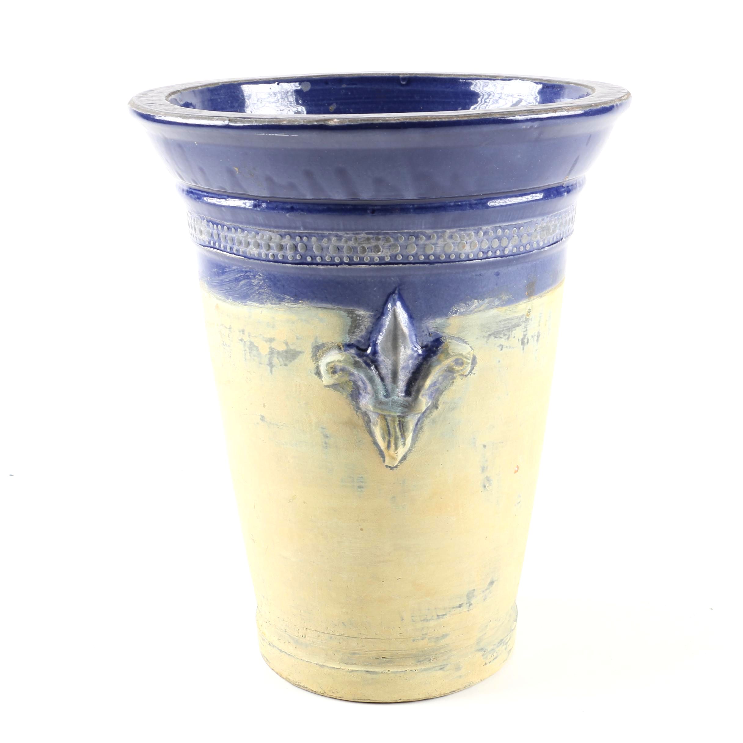 Terra Cotta Fleur De Lis Pattern Planter