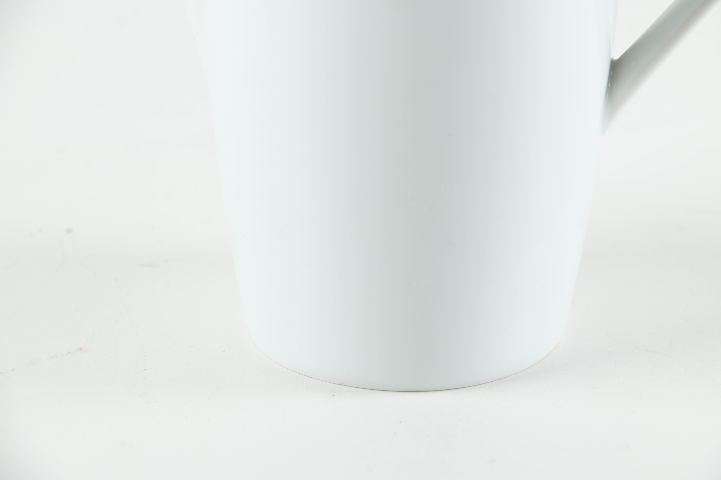 Late 1960s Mercedes-Benz VIP "Eleganz" Porcelain Coffee Set Featuring Schönwald and Wedgwood