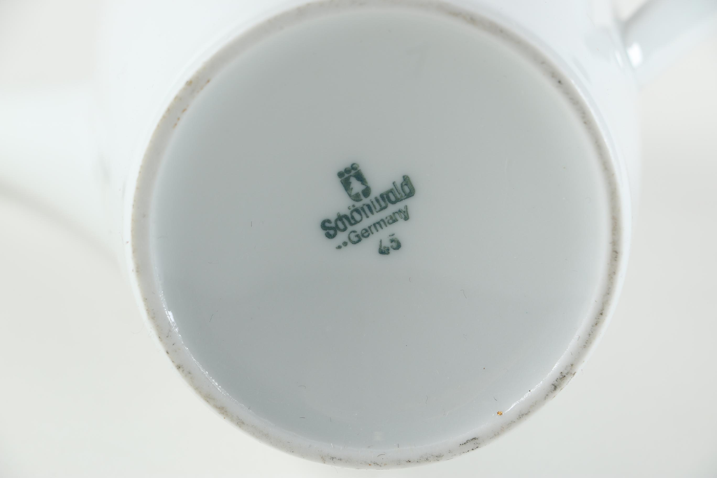 Late 1960s Mercedes-Benz VIP "Eleganz" Porcelain Coffee Set Featuring Schönwald and Wedgwood