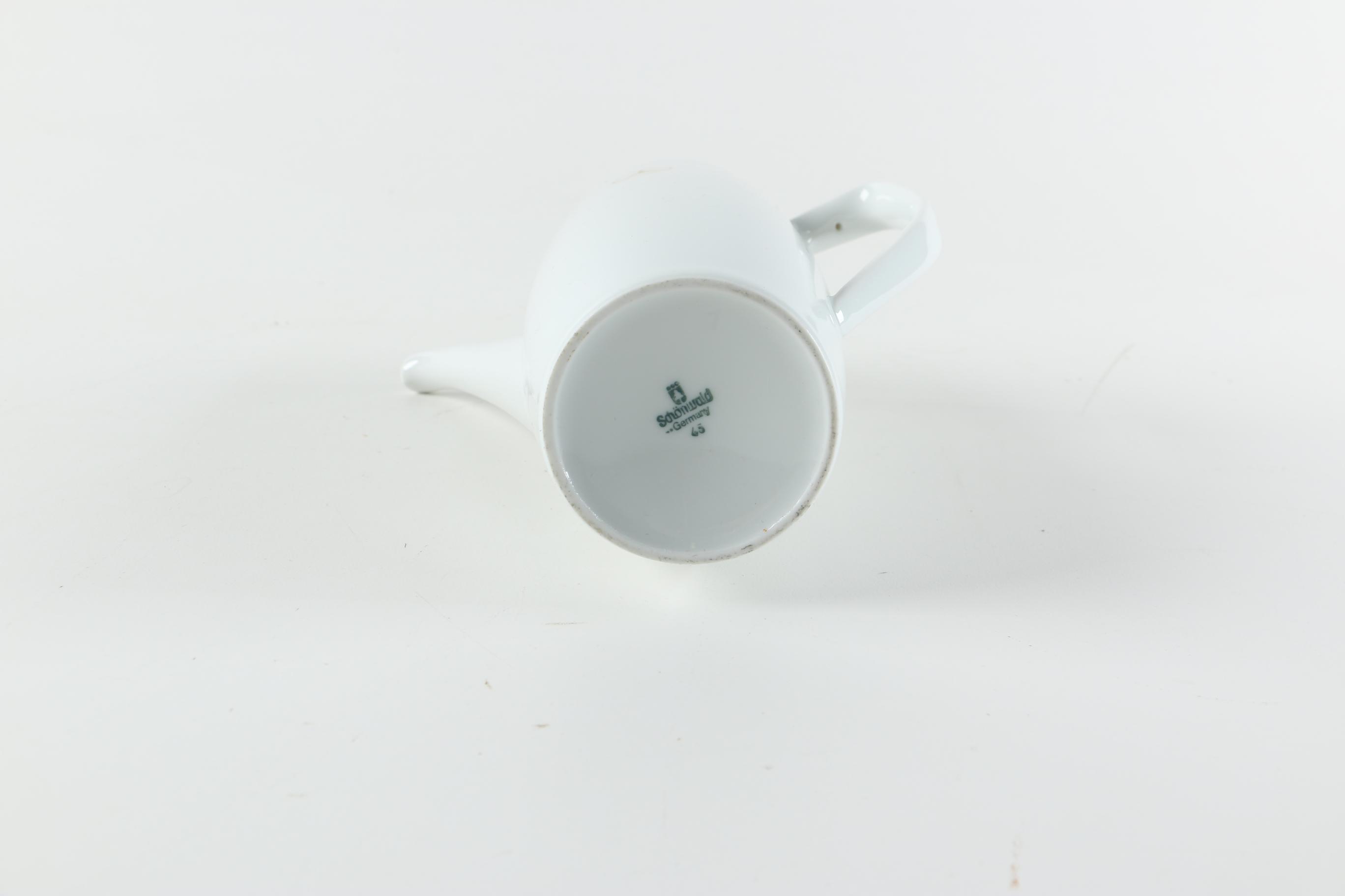 Late 1960s Mercedes-Benz VIP "Eleganz" Porcelain Coffee Set Featuring Schönwald and Wedgwood