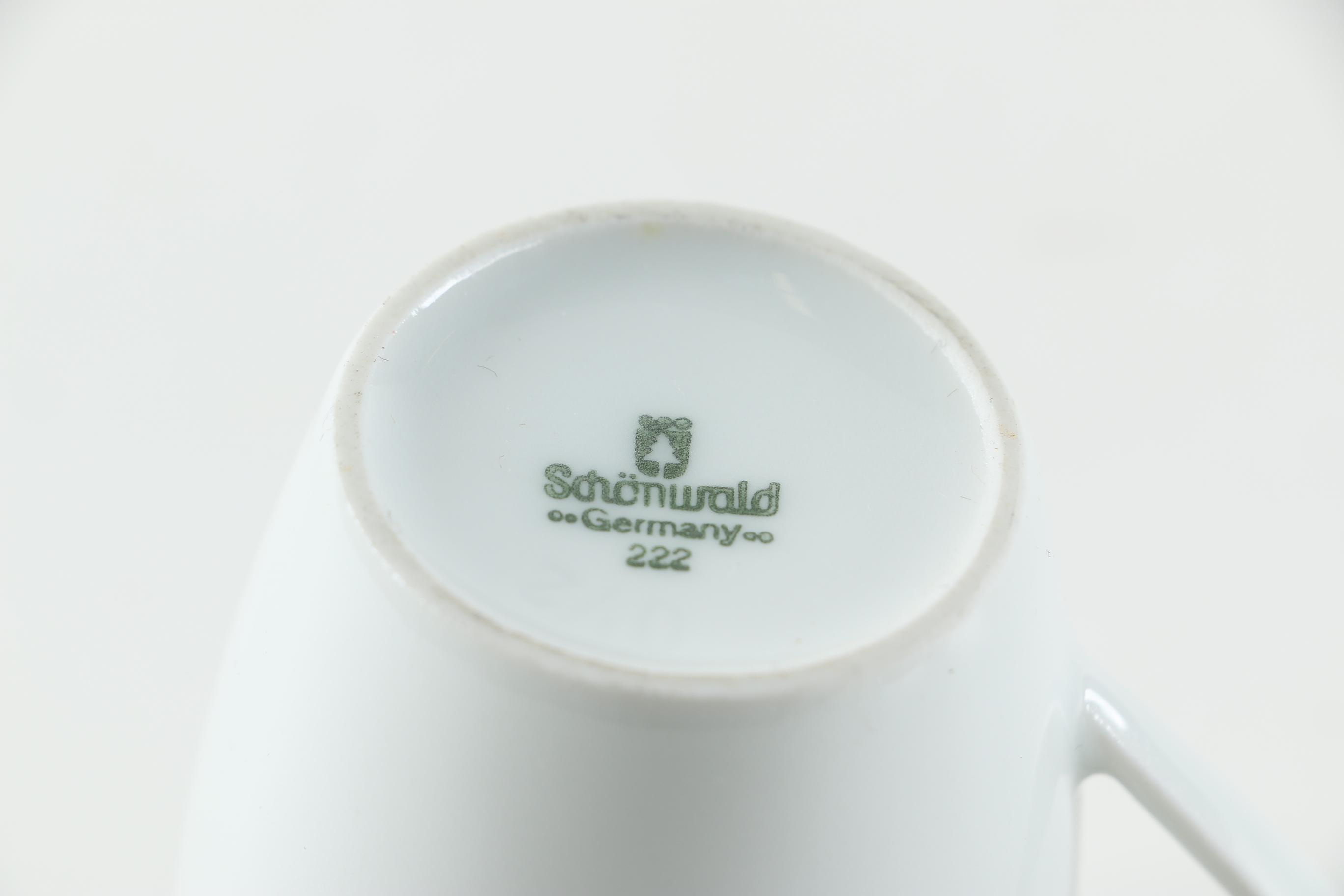 Late 1960s Mercedes-Benz VIP "Eleganz" Porcelain Coffee Set Featuring Schönwald and Wedgwood