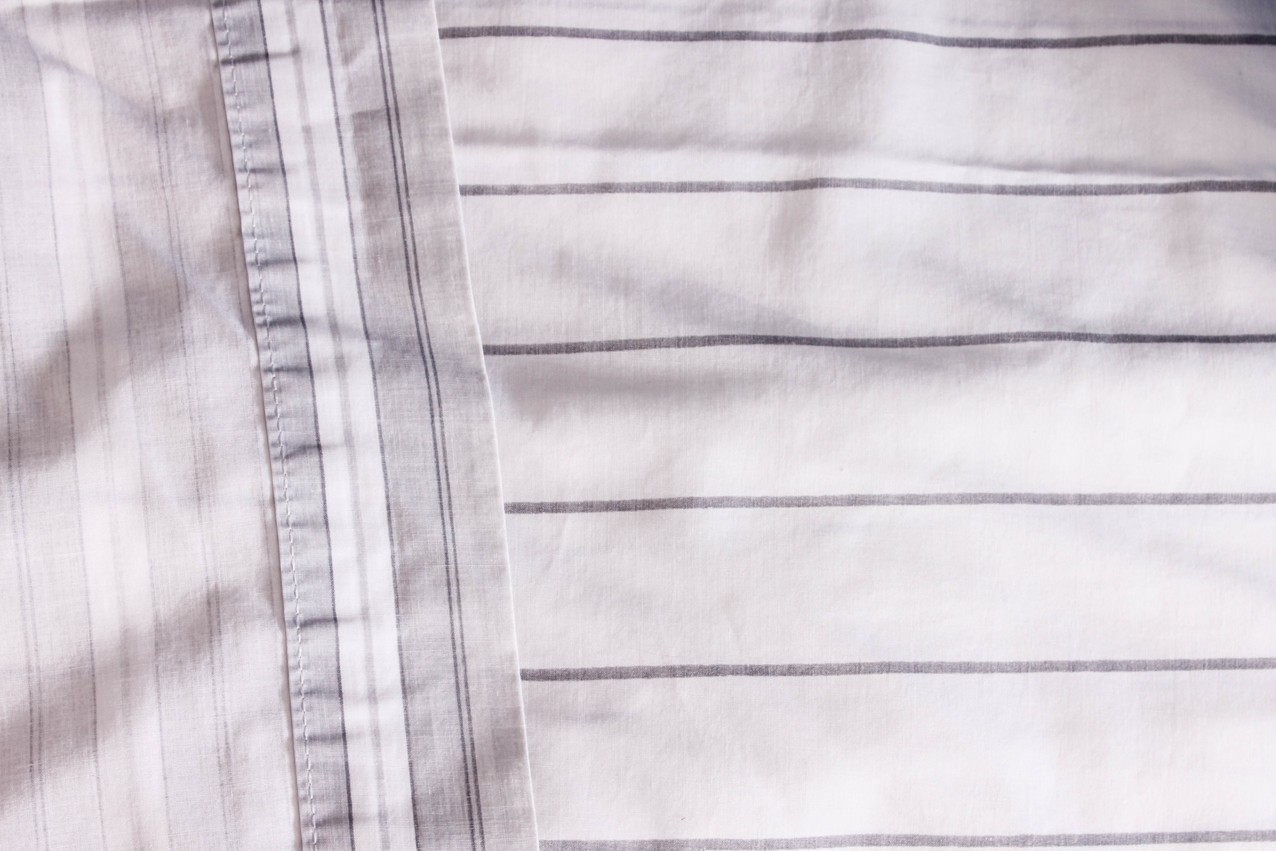 Metal Frame Bunk Beds with Bedding