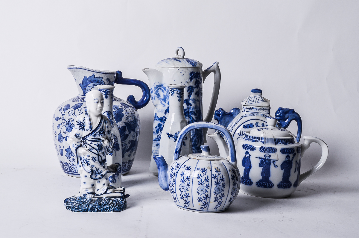 Collection of Modern Chinese Export Ware Ceramics