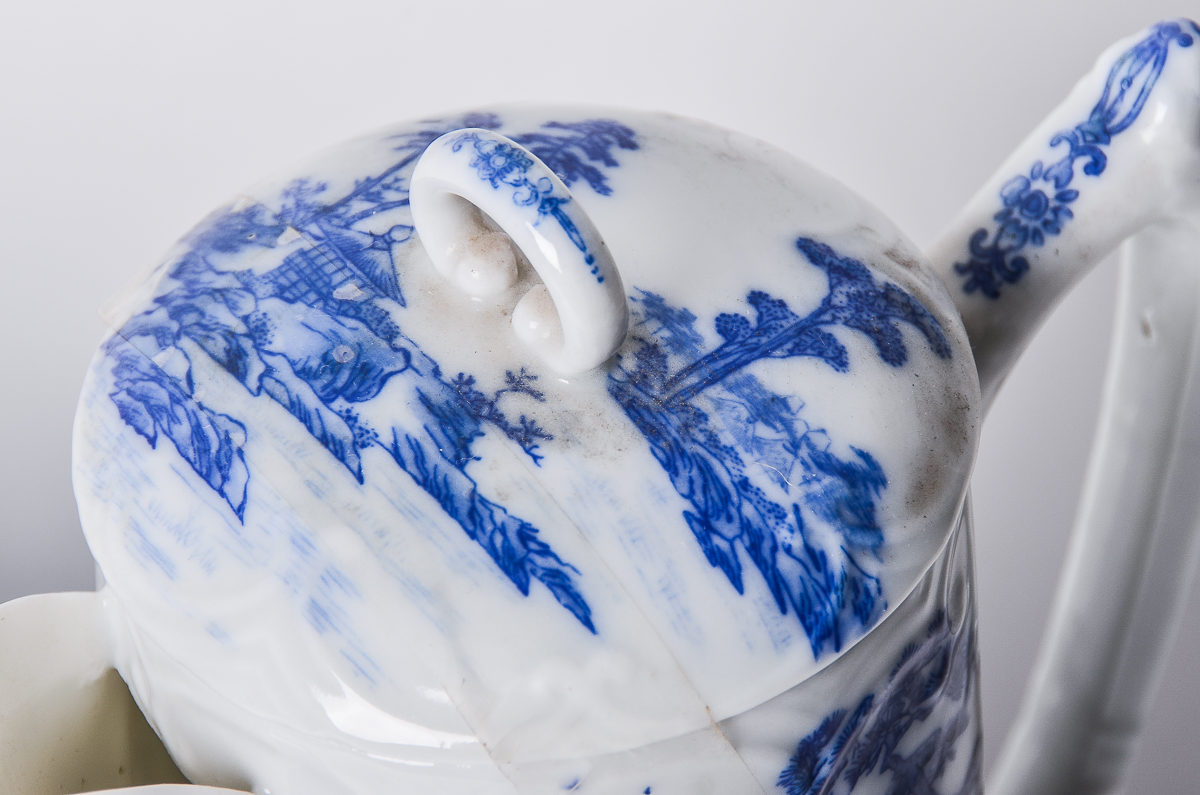 Collection of Modern Chinese Export Ware Ceramics