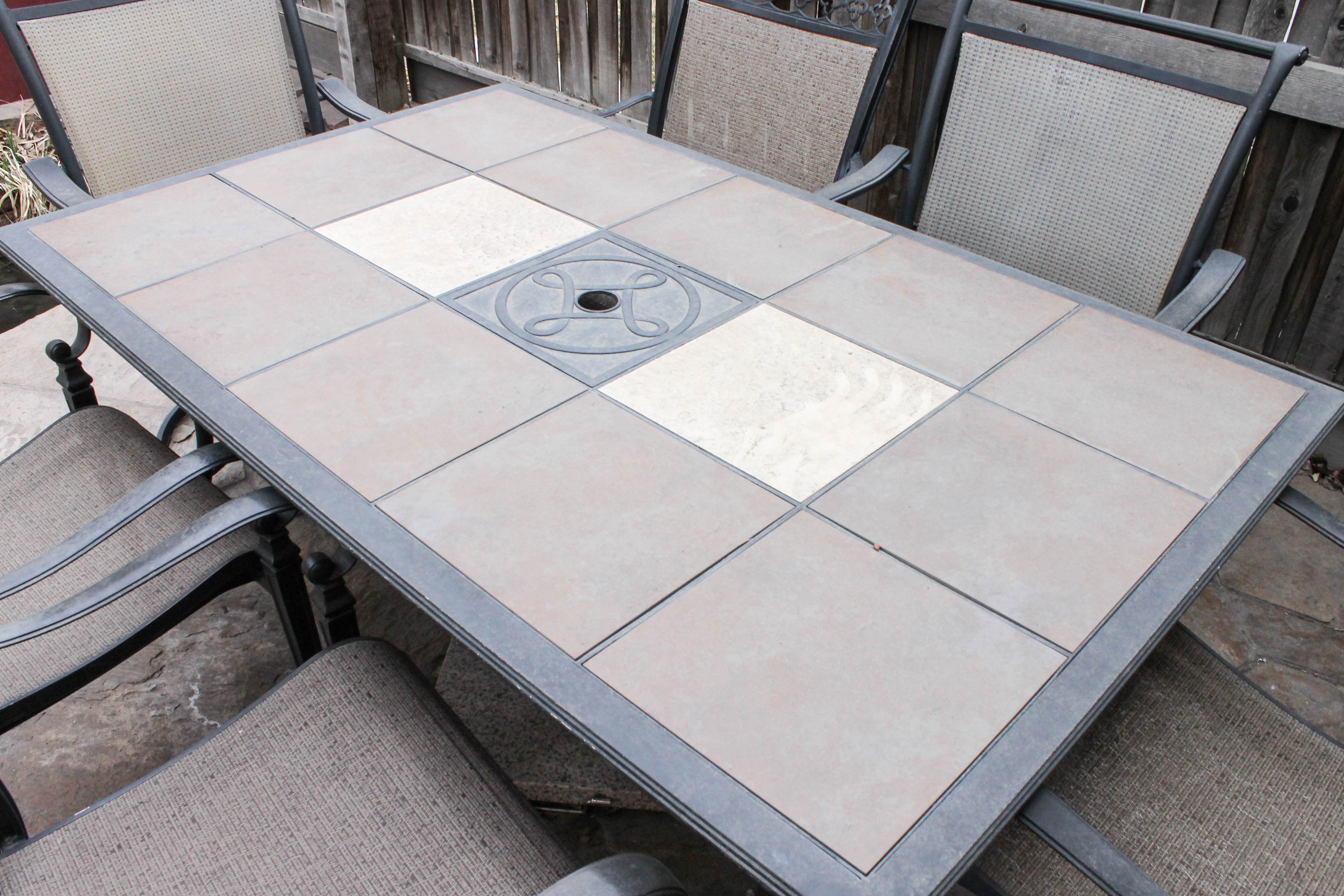 Outdoor Patio Dining Set with Umbrella