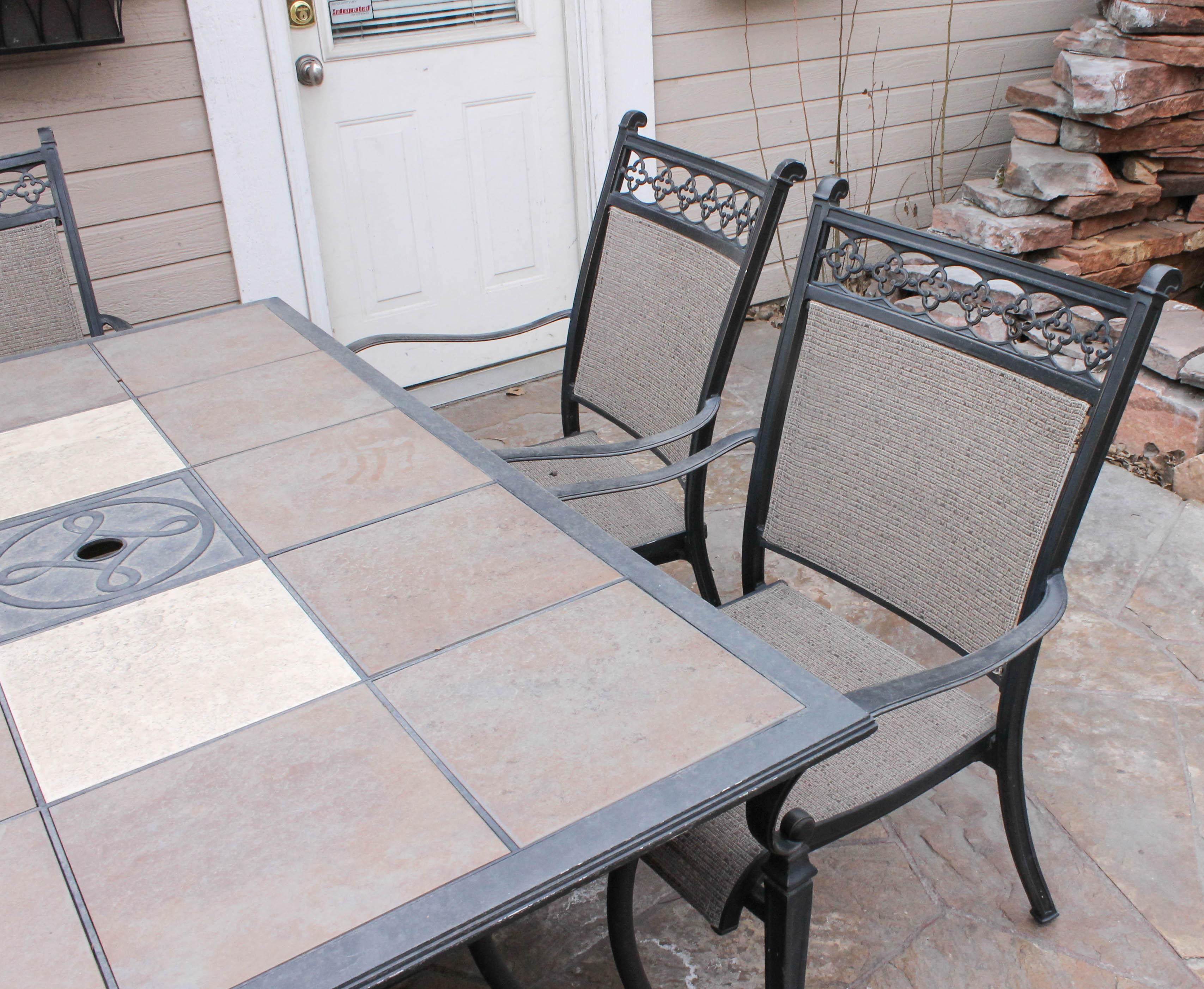 Outdoor Patio Dining Set with Umbrella
