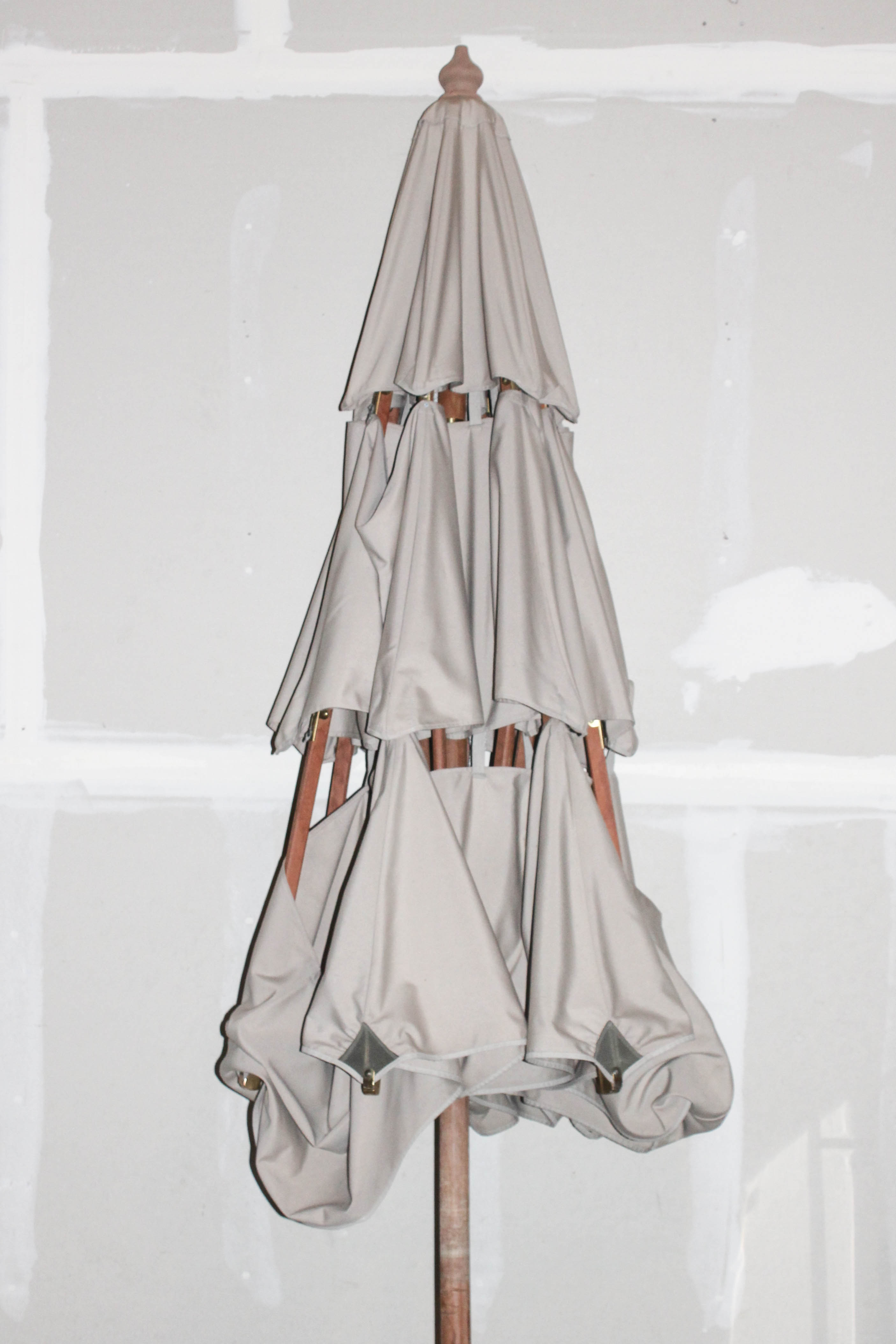 Outdoor Patio Dining Set with Umbrella