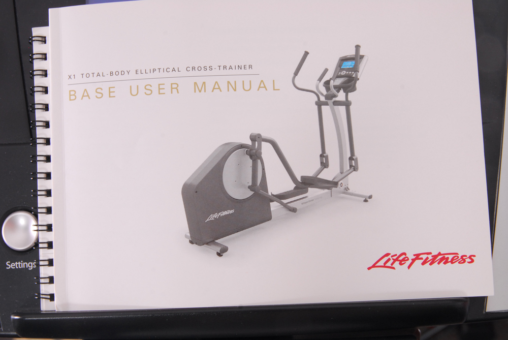 Life Fitness Elliptical Cross-Trainer