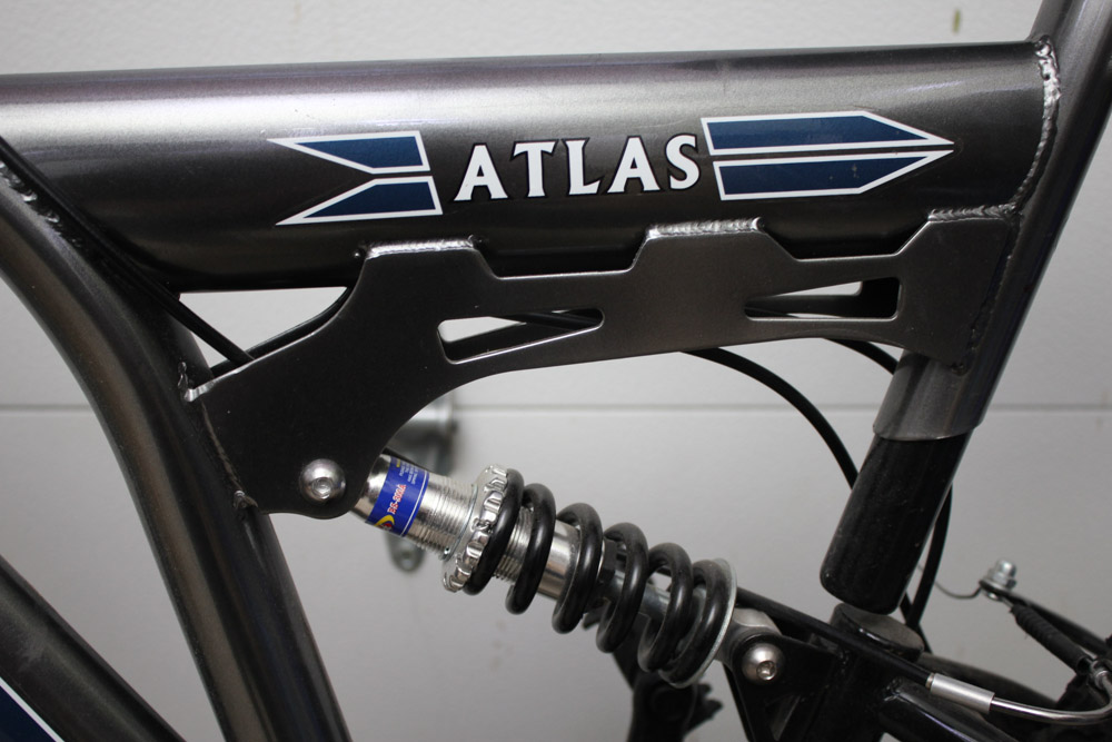 Boys' Avigo Atlas Mountain Bike