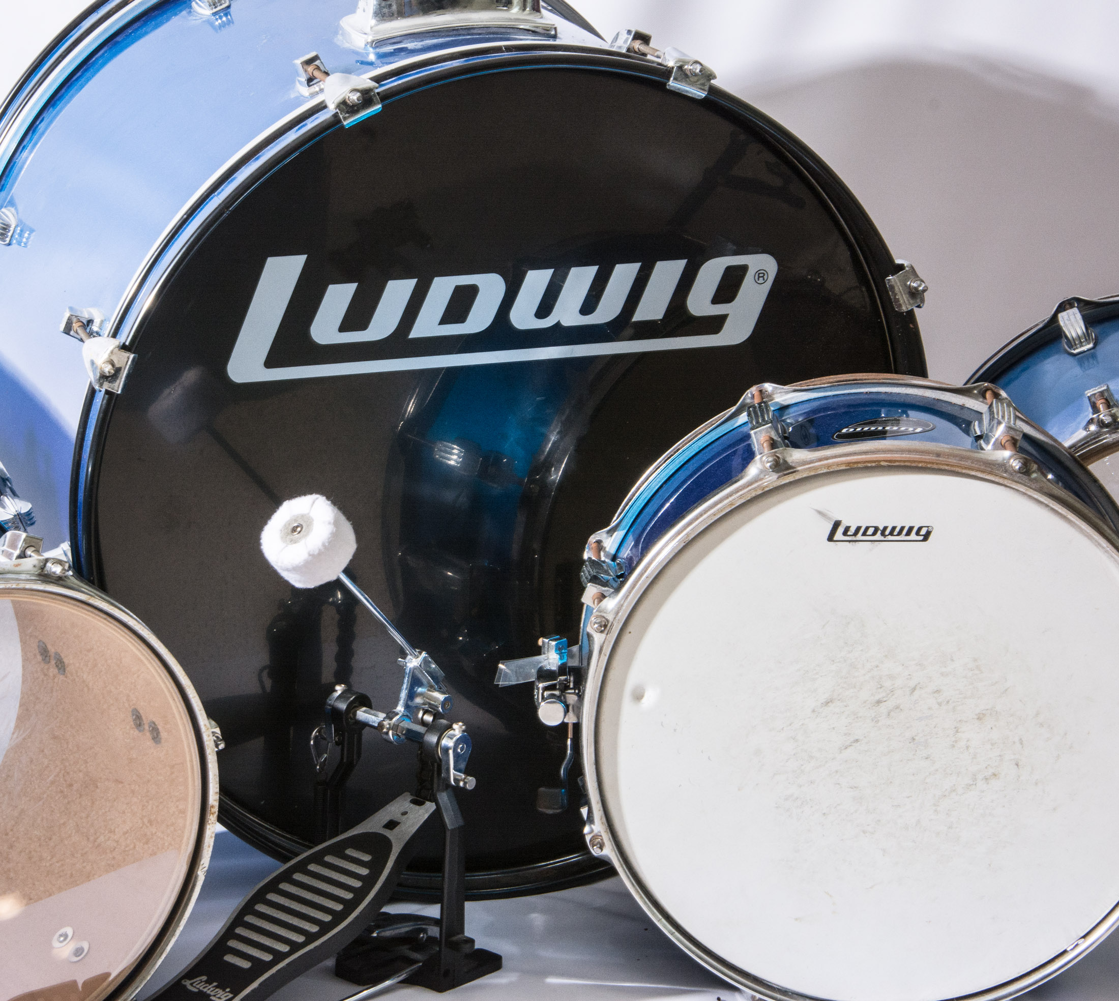 Ludwig Accent Drum Set