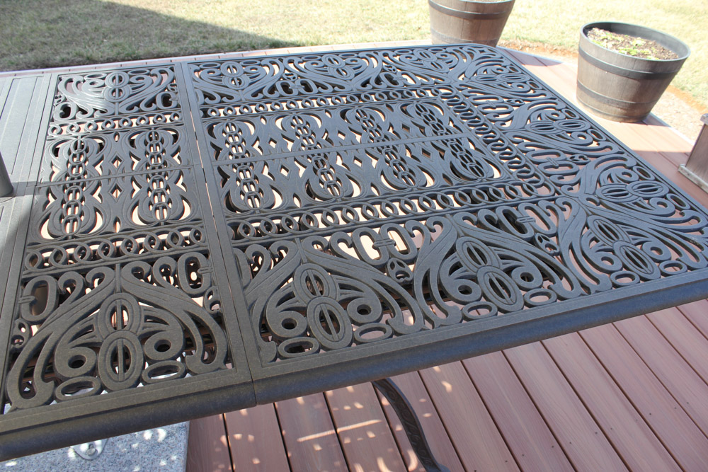 Hanamint Tuscany Rectangular Extension Table with Umbrella and Stand