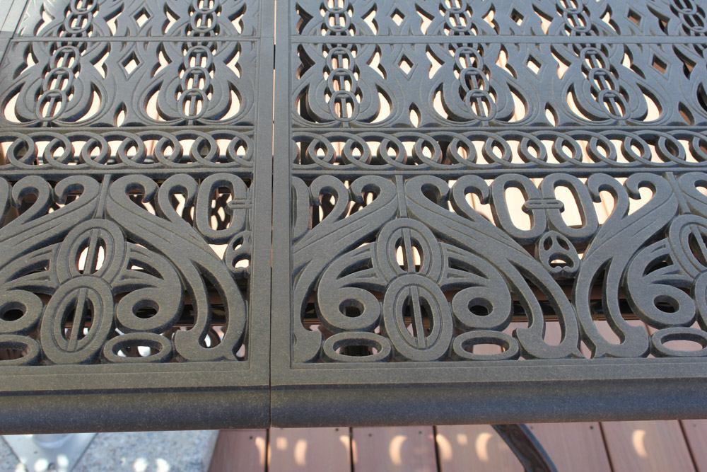 Hanamint Tuscany Rectangular Extension Table with Umbrella and Stand