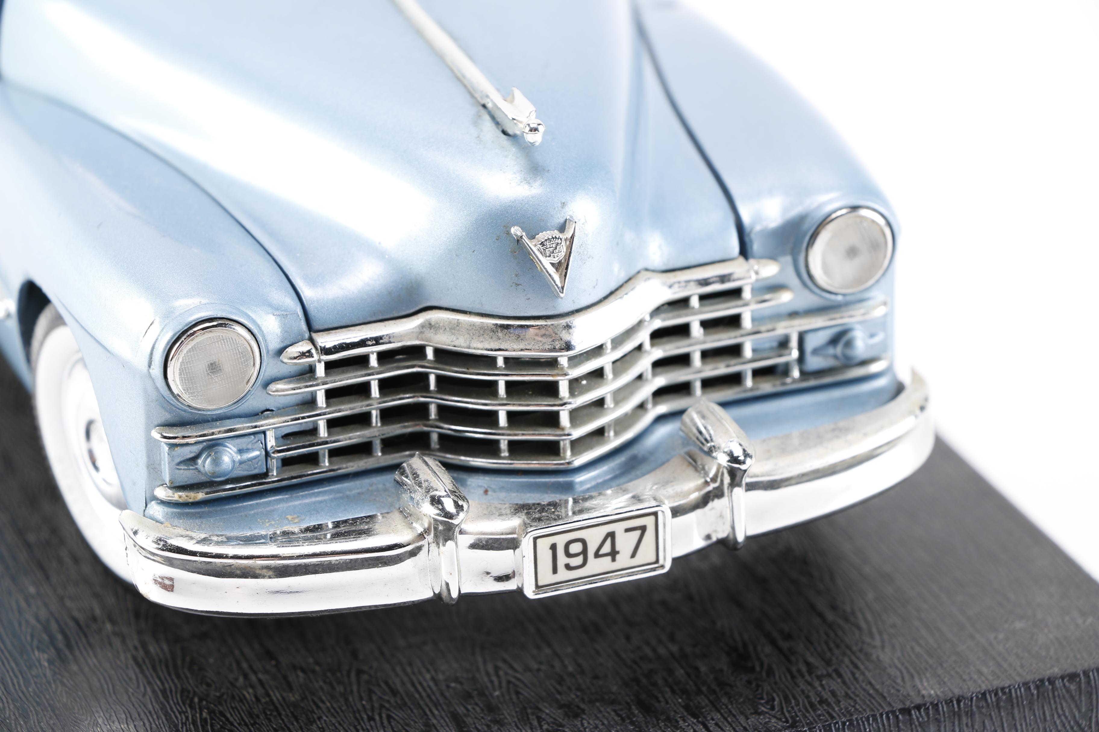 Diecast Model Jaguar and Cadillac