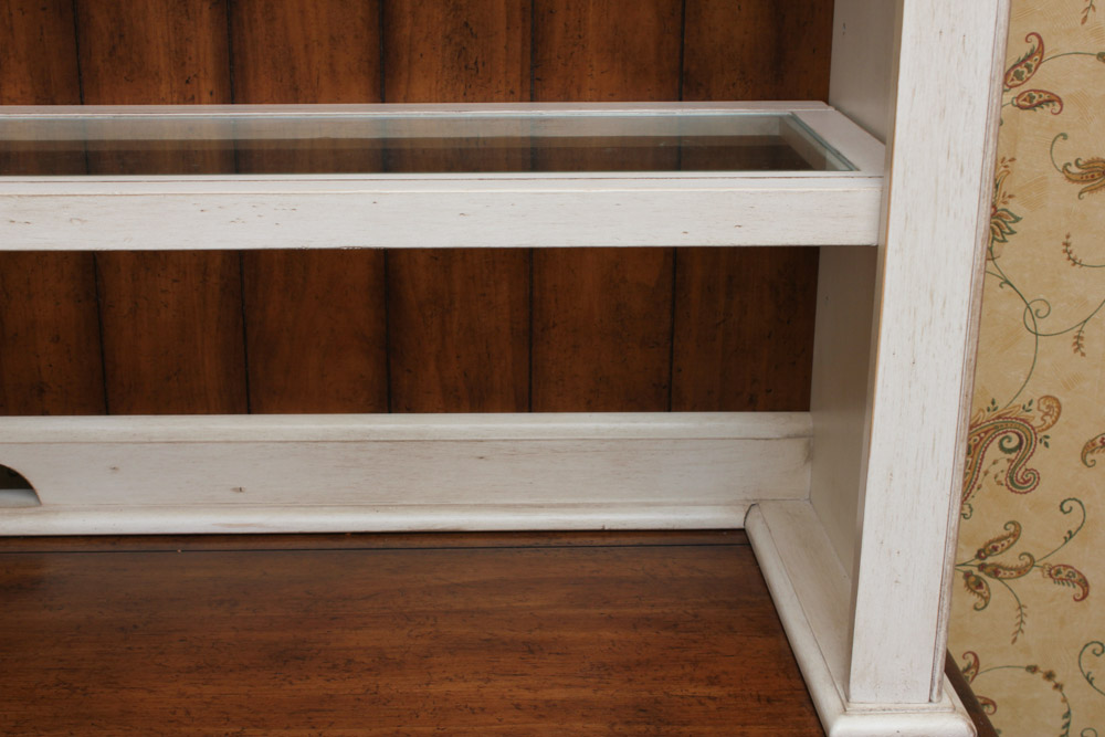 Havertys Southport Lighted Kitchen Hutch