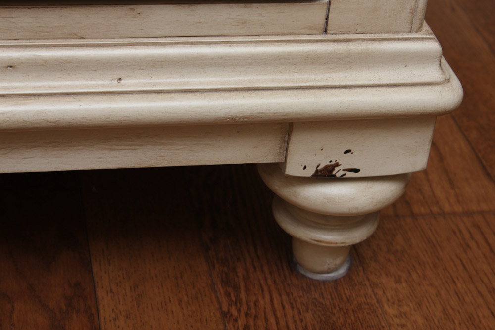 Havertys Southport Lighted Kitchen Hutch