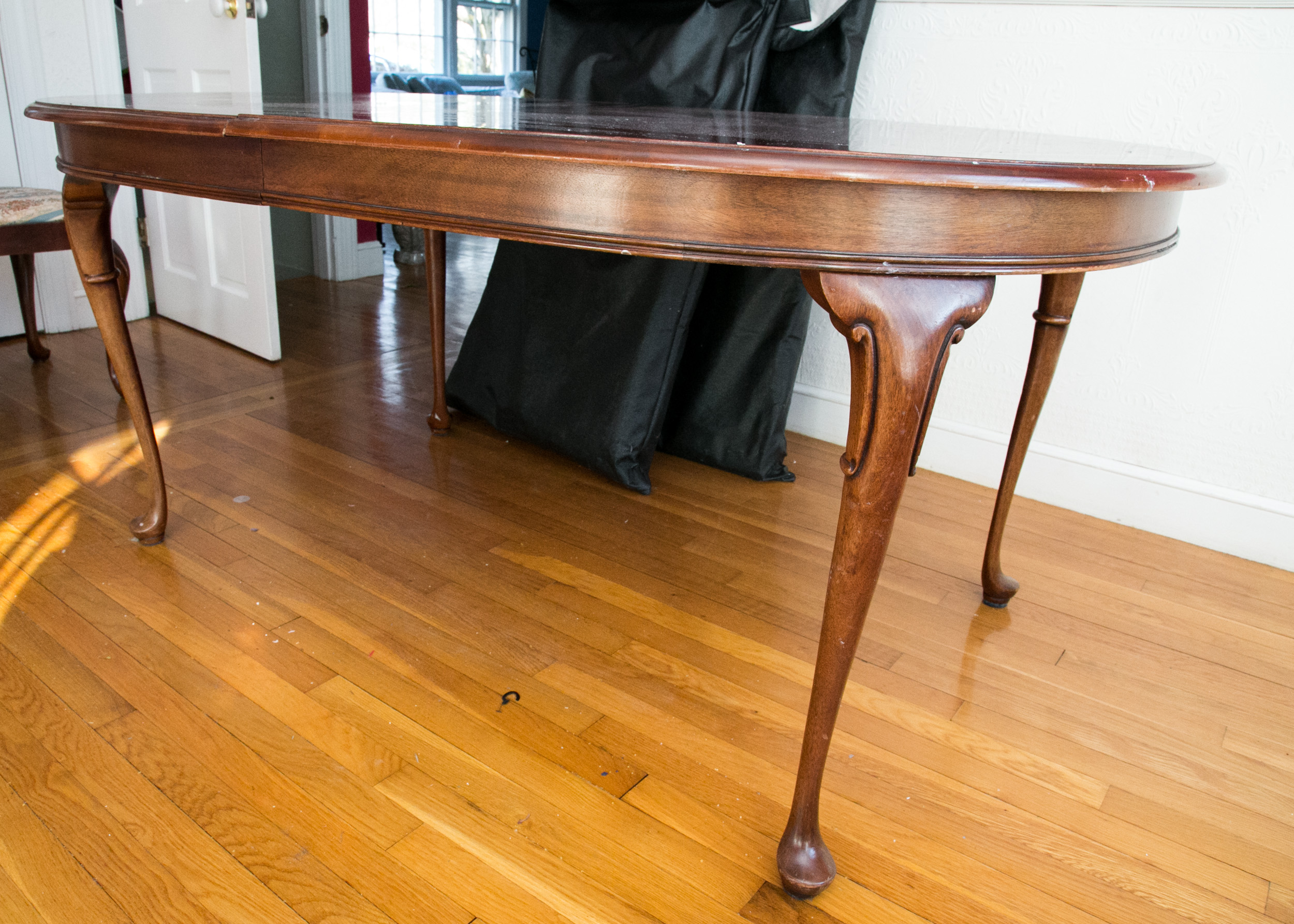 Queen Anne Style Dining Table with Extension