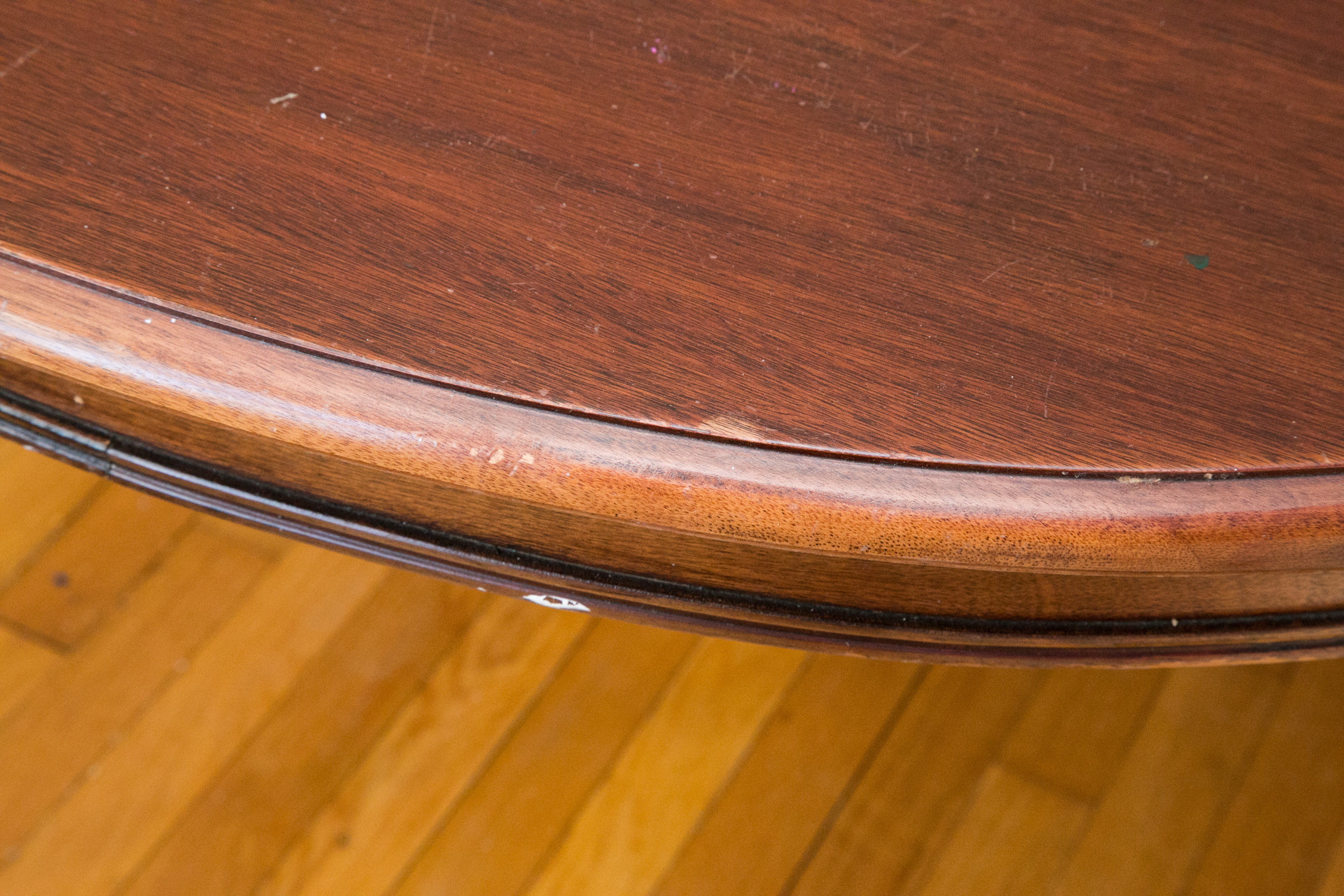 Queen Anne Style Dining Table with Extension