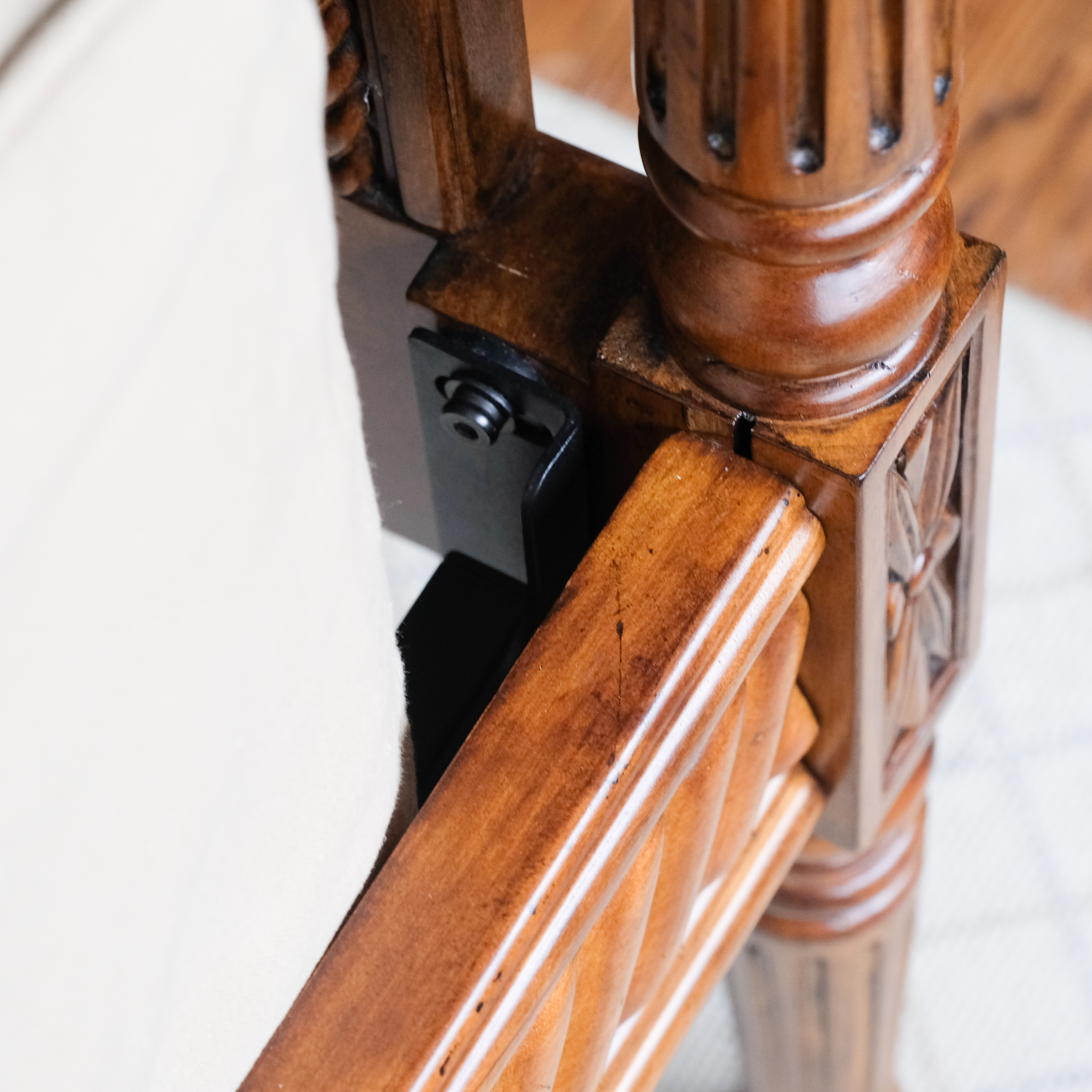 Carved Fluted Post and Caned Daybed