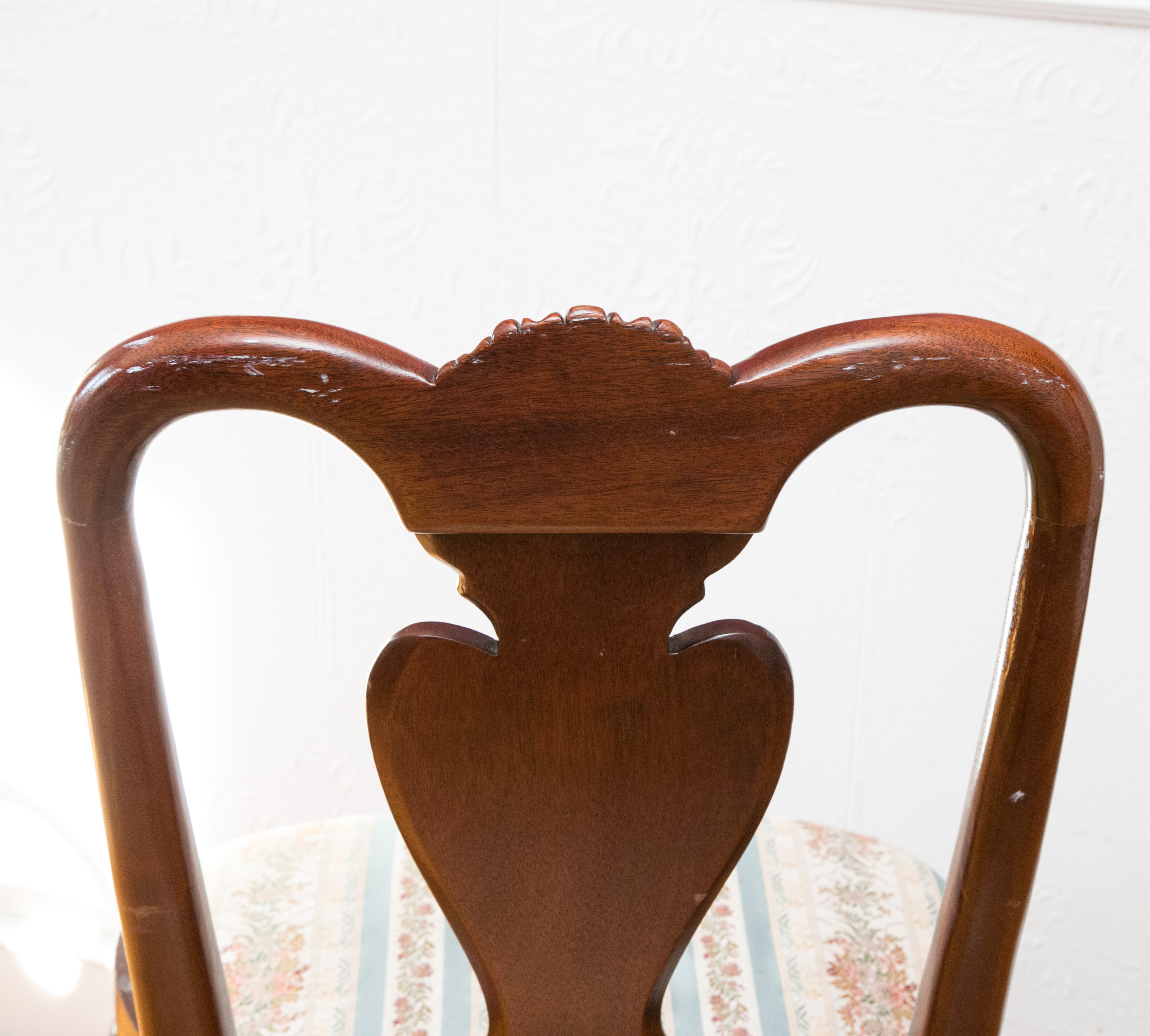 Queen Anne Style Chair Set