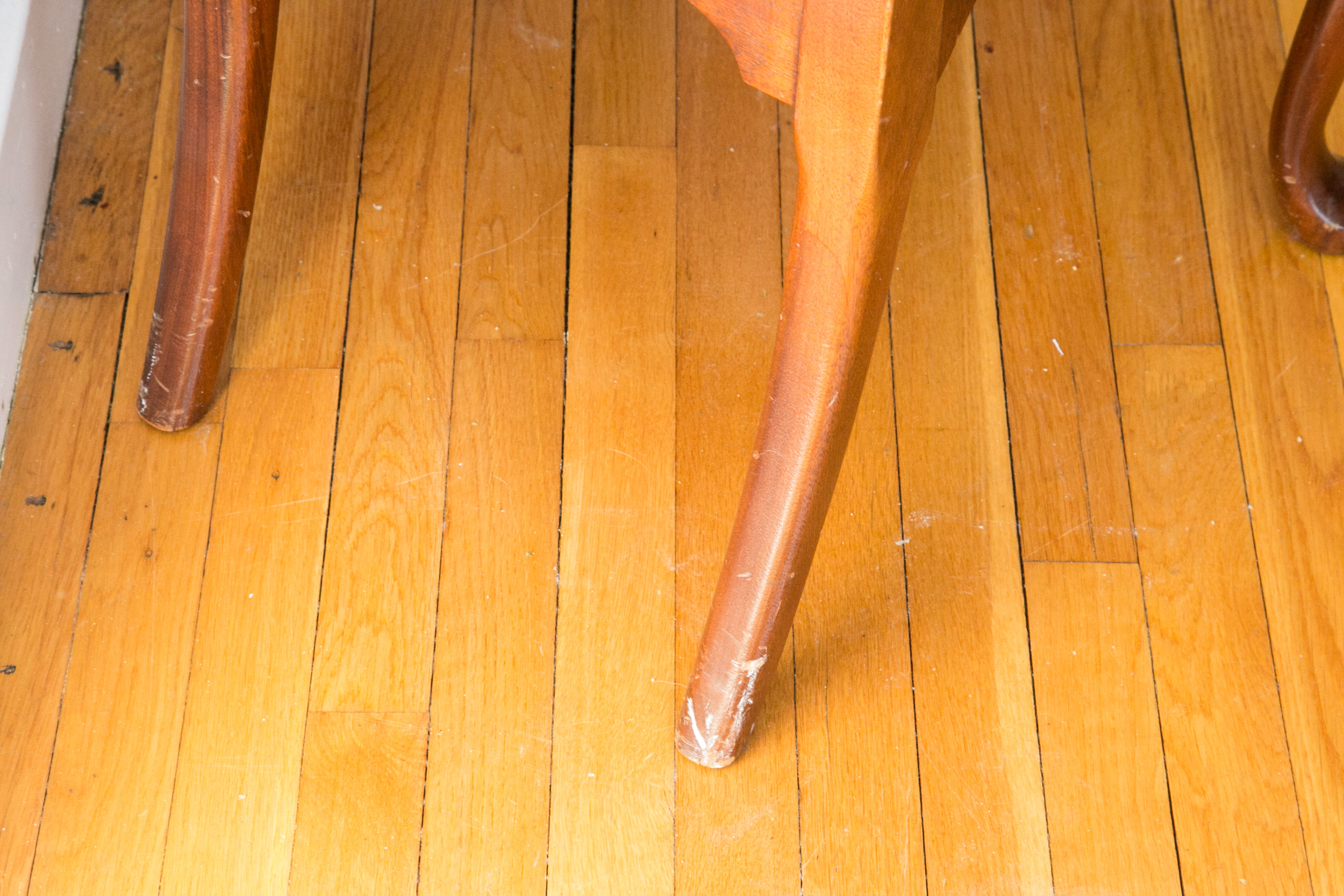 Queen Anne Style Chair Set