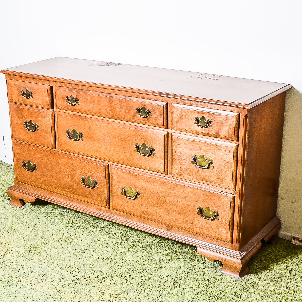 Vintage Ethan Allen Dresser