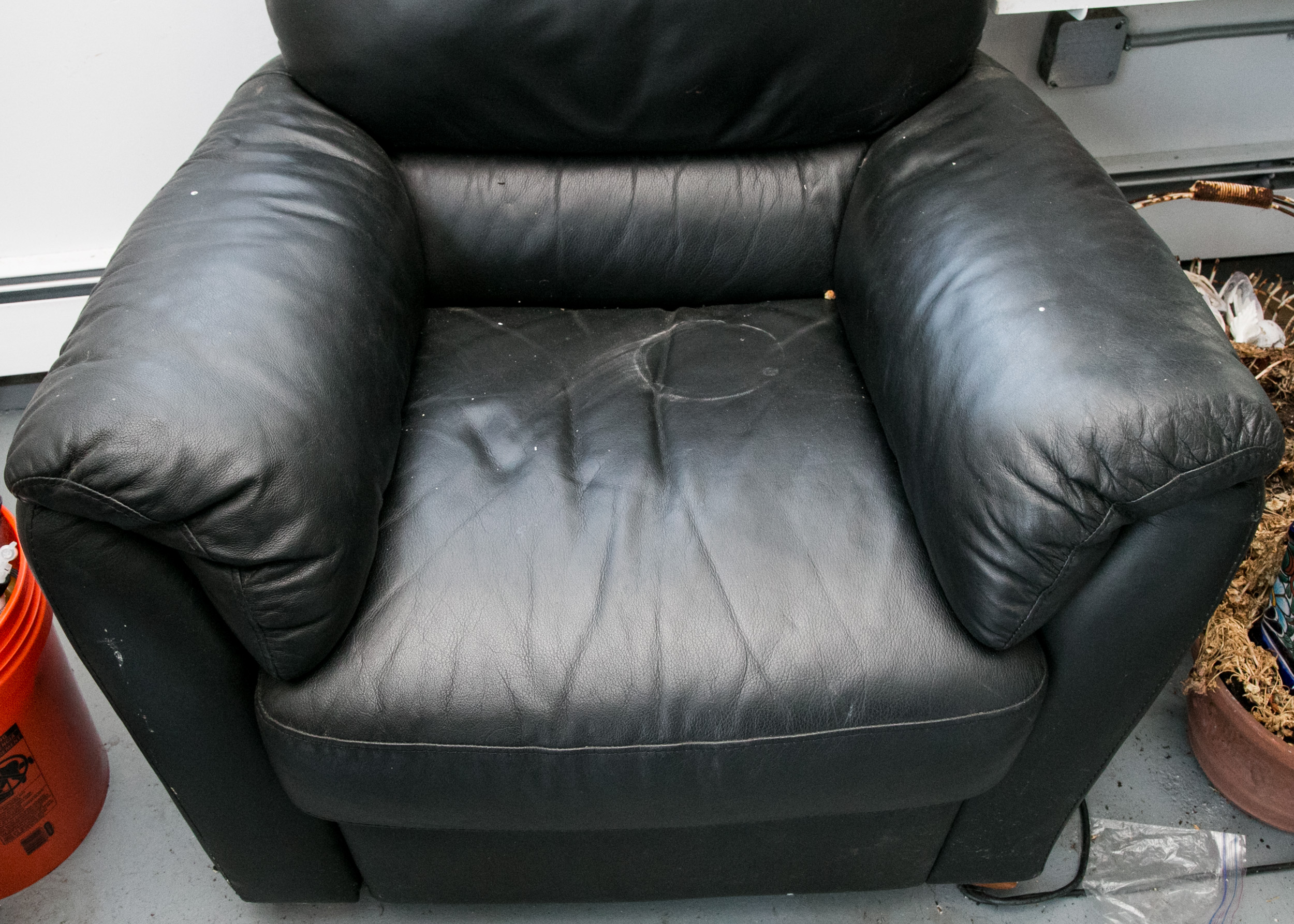Contemporary Italsofa Black Leather Chair