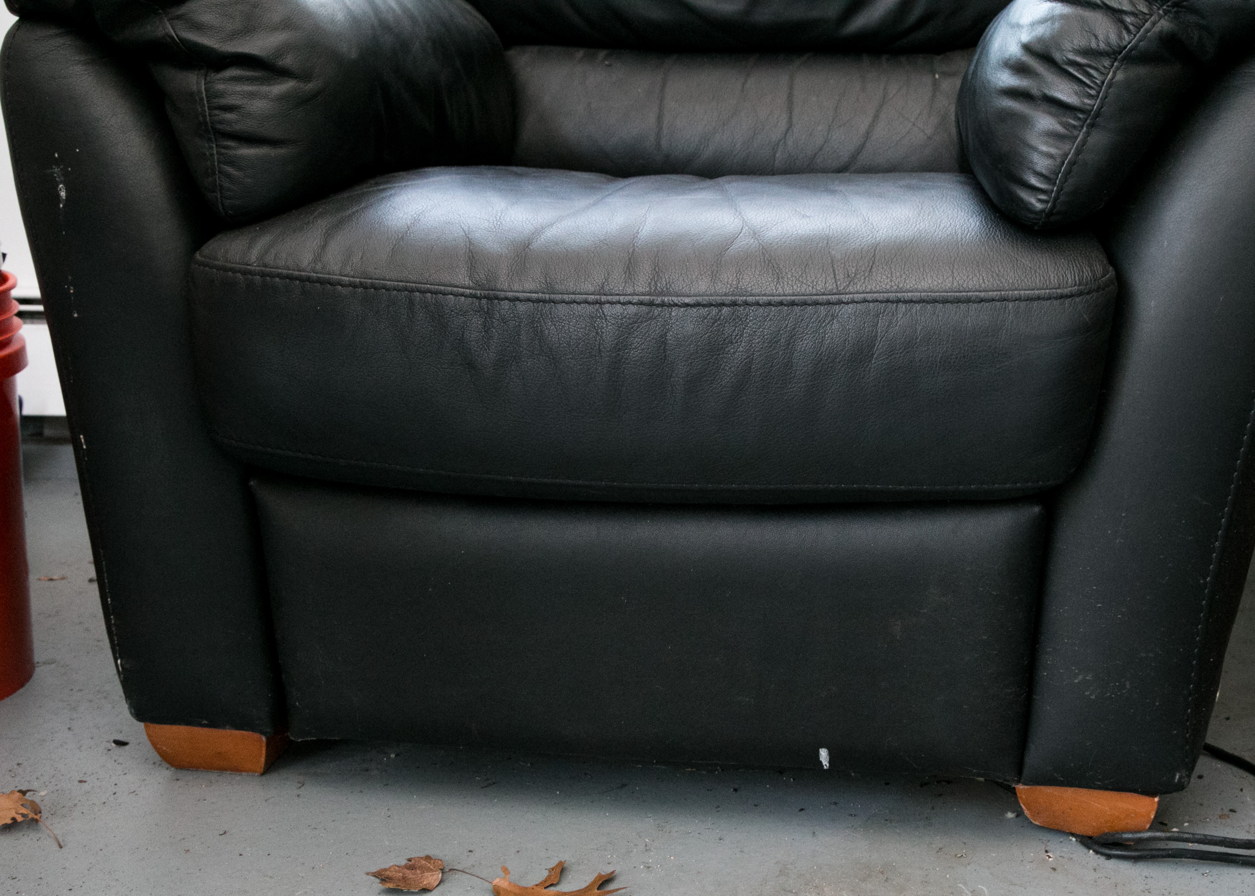 Contemporary Italsofa Black Leather Chair