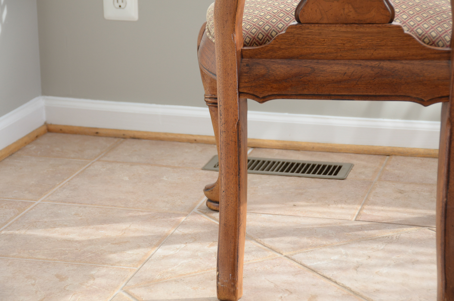 Collection of Contemporary Thomasville Dining Room Chairs