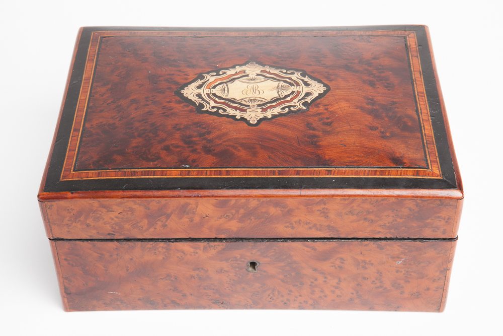 French Victorian Amboyna Sewing Kit