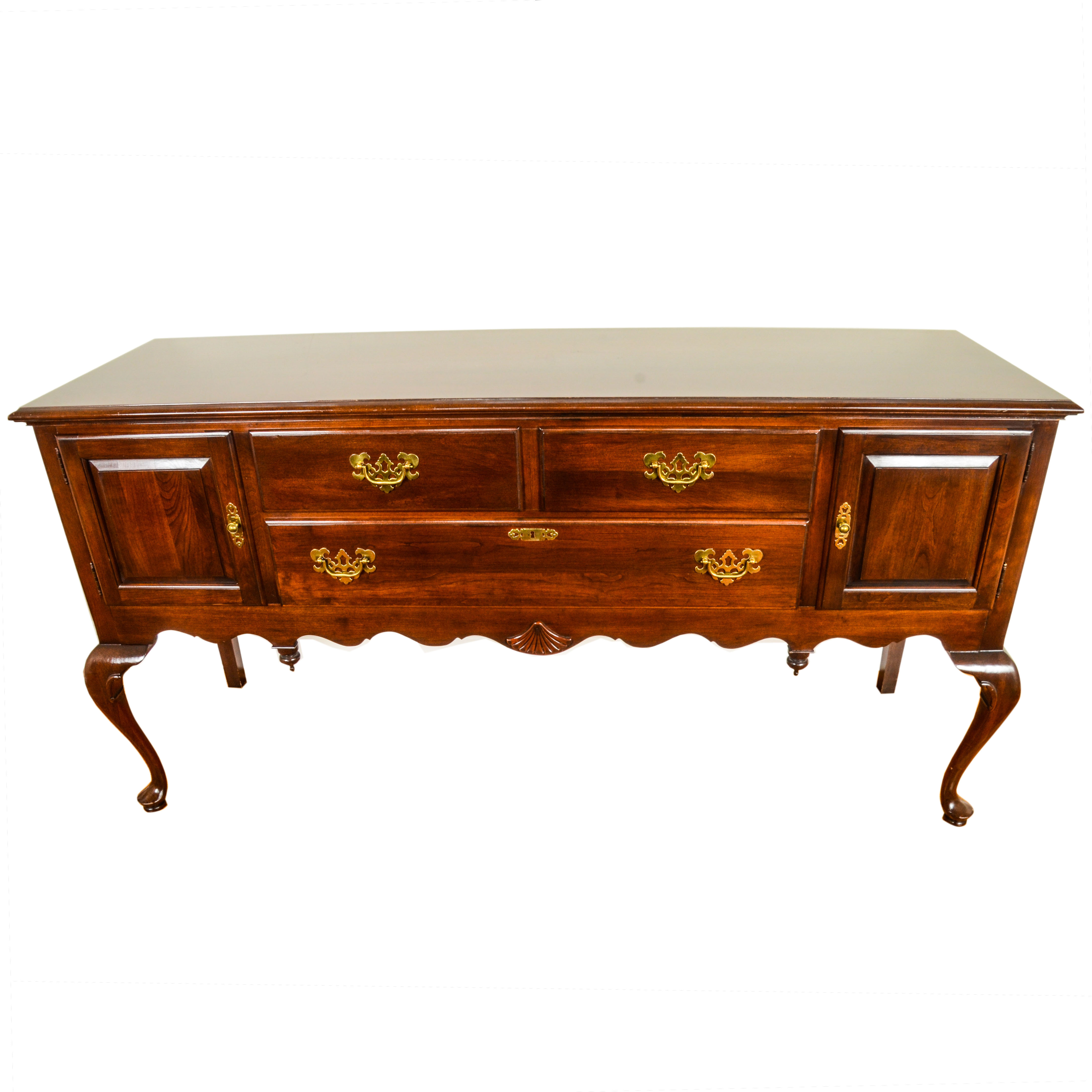 Traditional Style Ethan Allen Buffet Table
