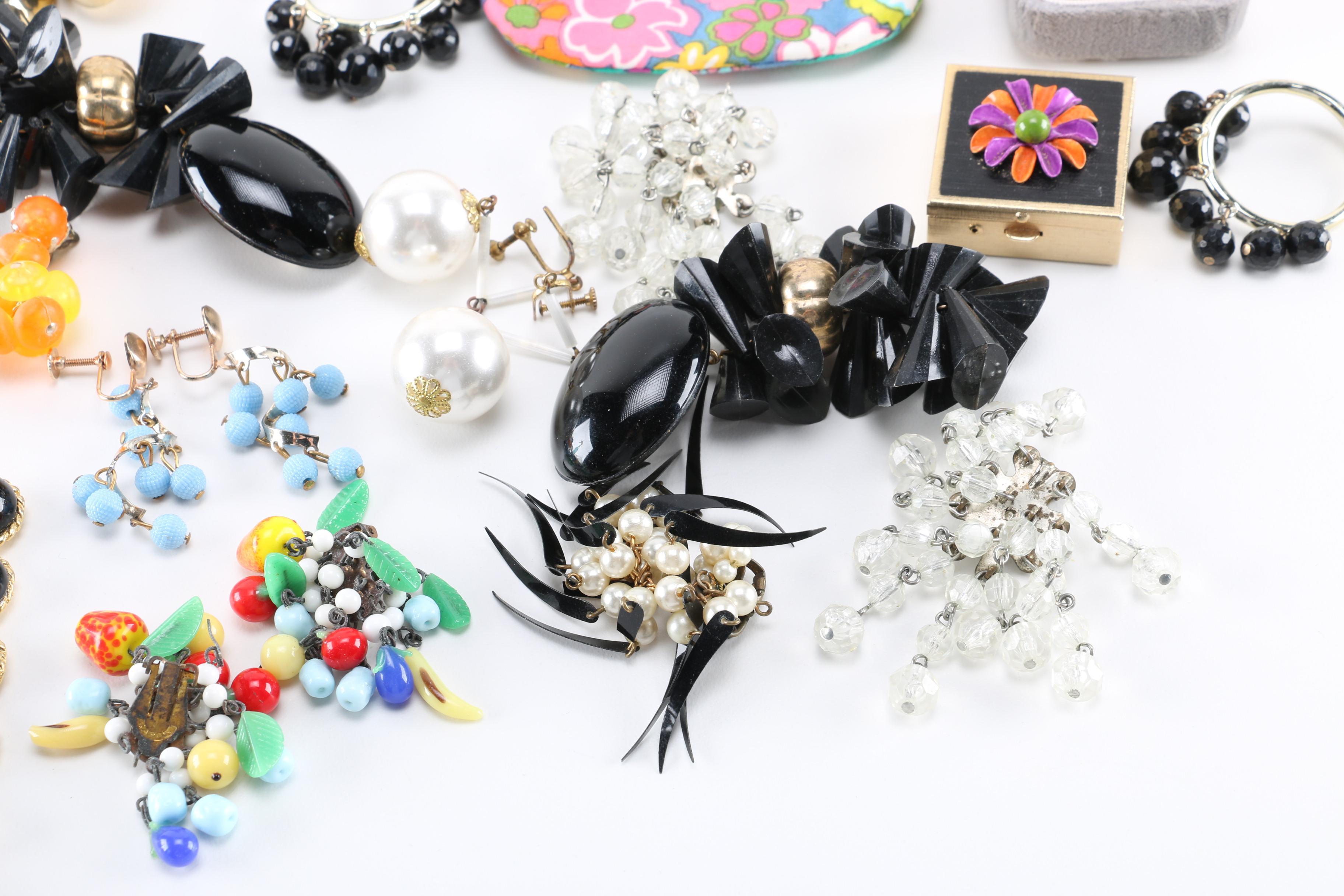 Large Assortment of Mid-Century Modern Accessories