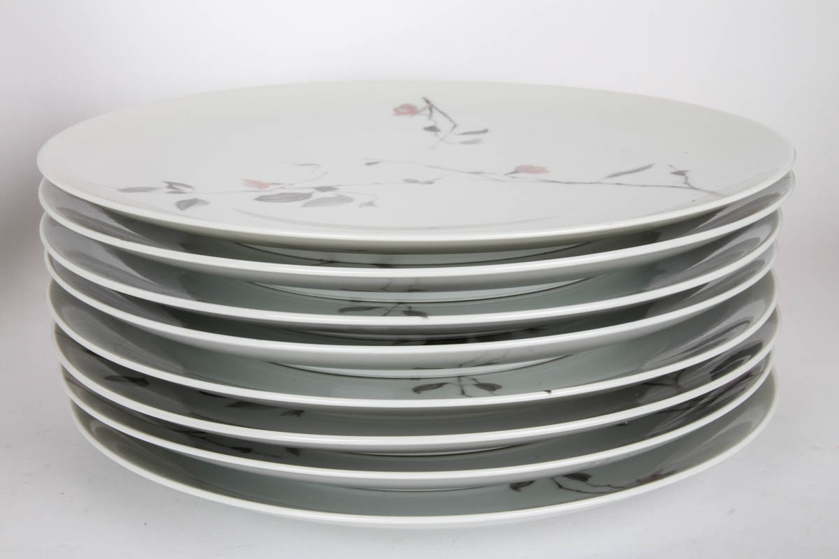 Continental China in the "Quince" Pattern