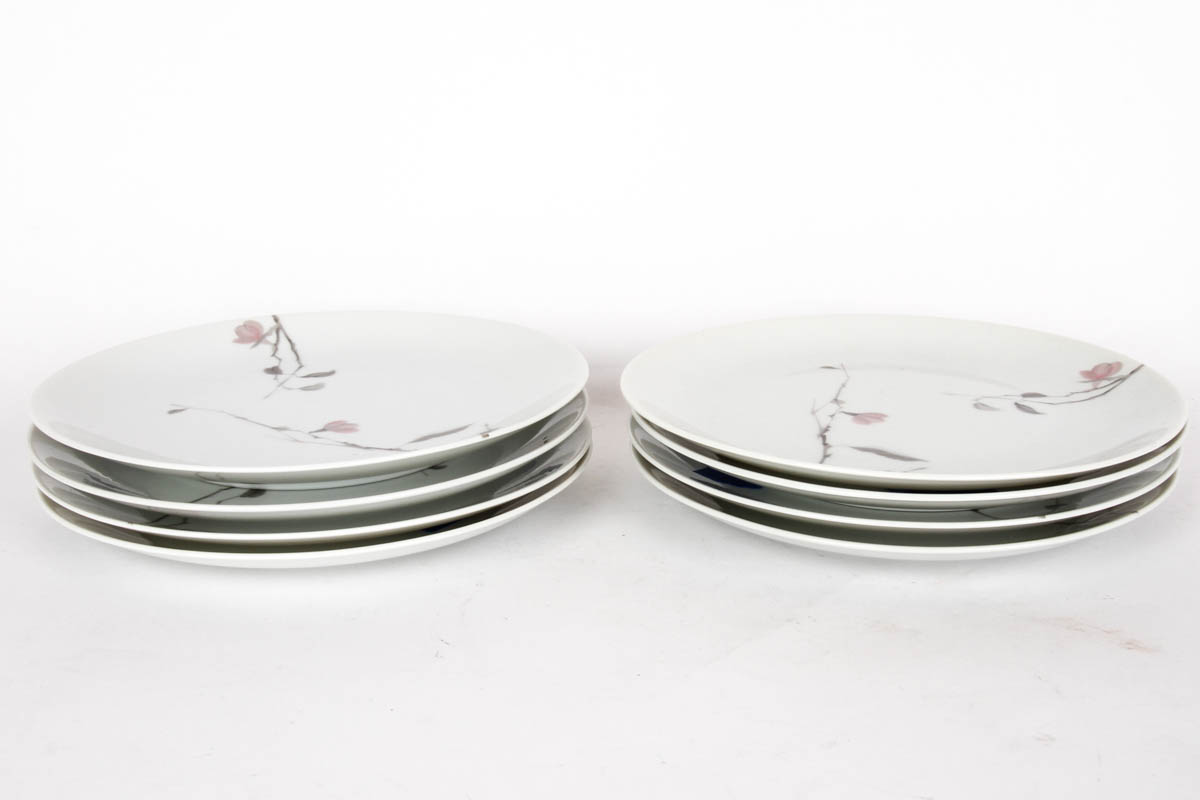 Continental China in the "Quince" Pattern