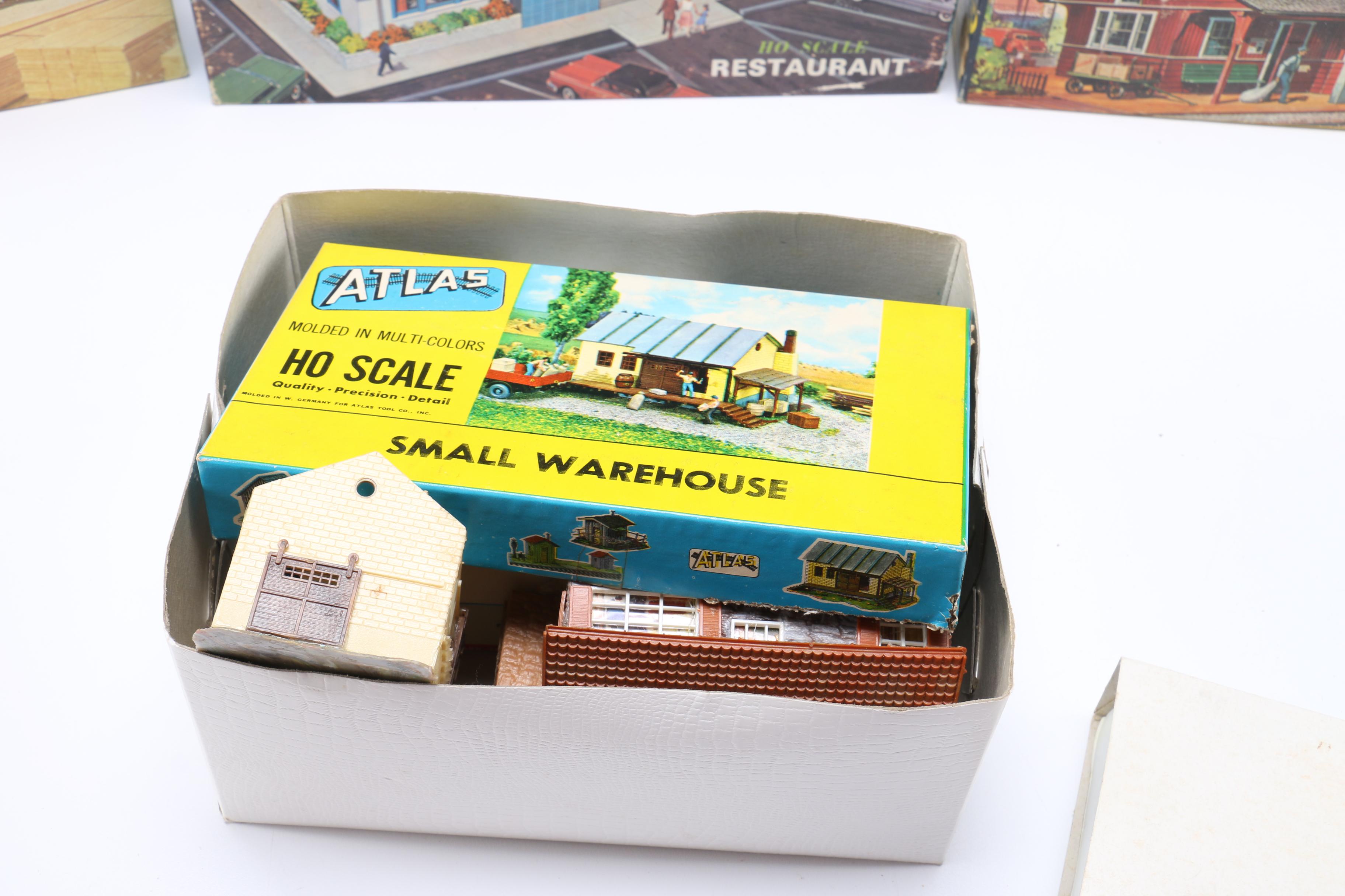 Ho Scale Village House And Train Collection