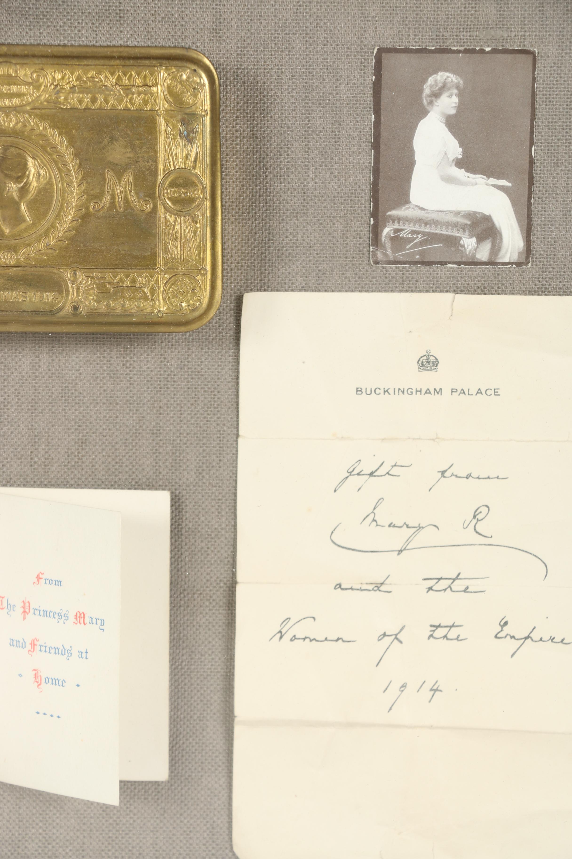 1914 Princess Mary Stationery Christmas Gift Box Display