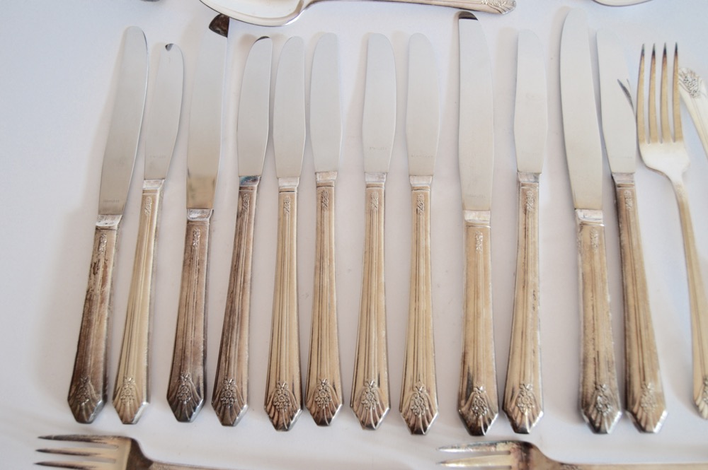 Wm. Rogers "Sectional" Silver Plate Flatware