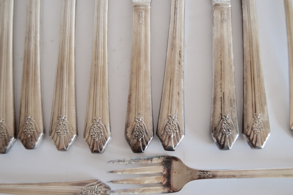 Wm. Rogers "Sectional" Silver Plate Flatware
