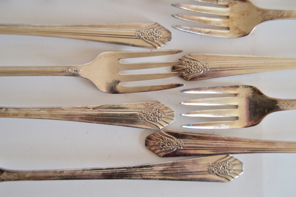 Wm. Rogers "Sectional" Silver Plate Flatware