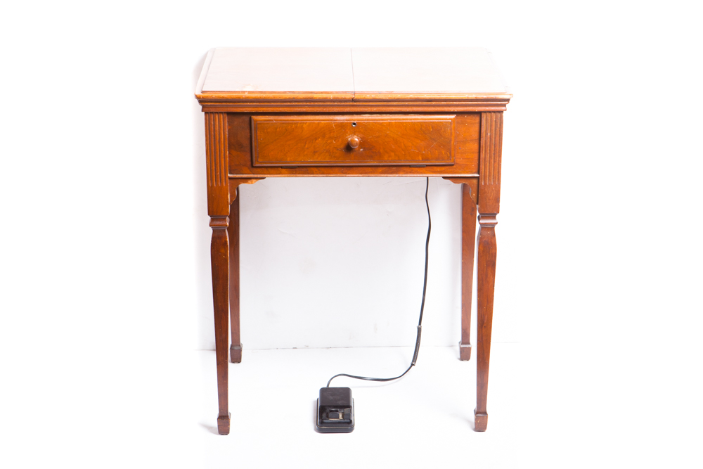 Vintage Singer Sewing Machine Table