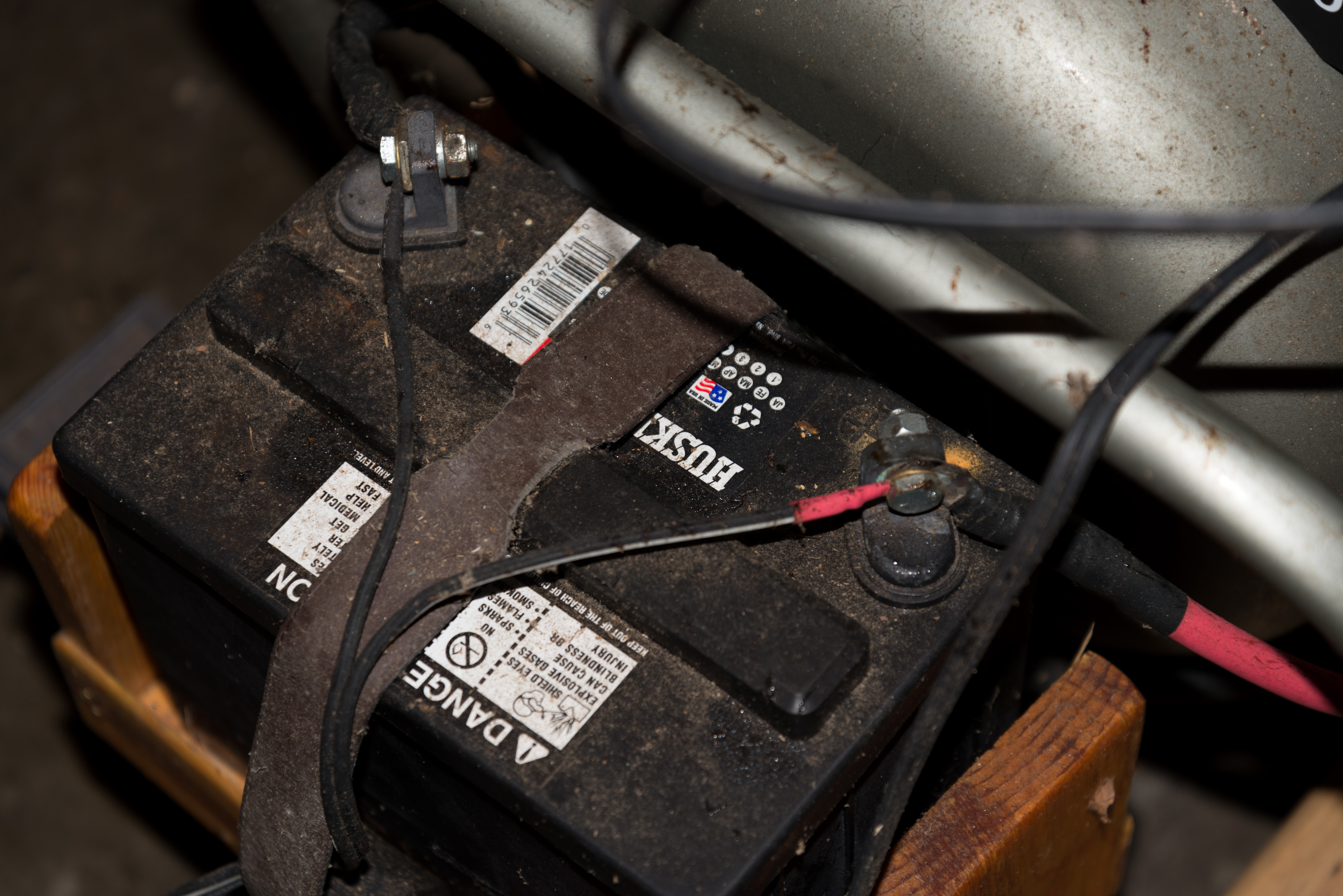 Winco Generator With Briggs & Stratton Magnatron Motor