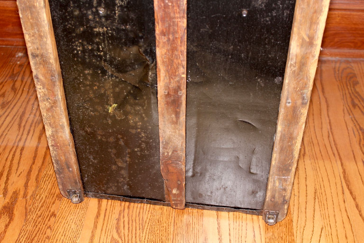 Vintage Barrel Top Trunk