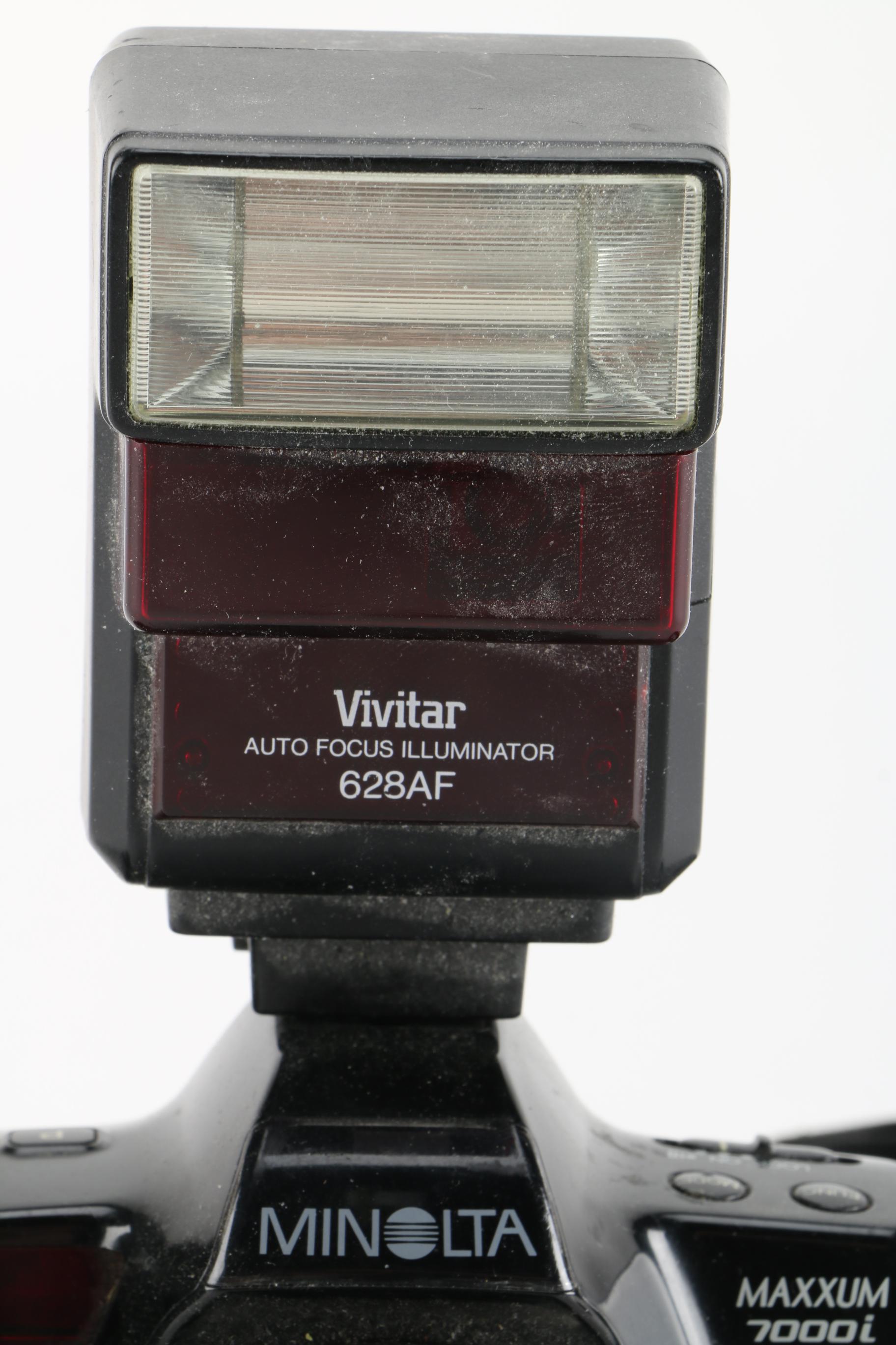 Minolta Maxxum 7000 35mm SLR Film Camera With Flash