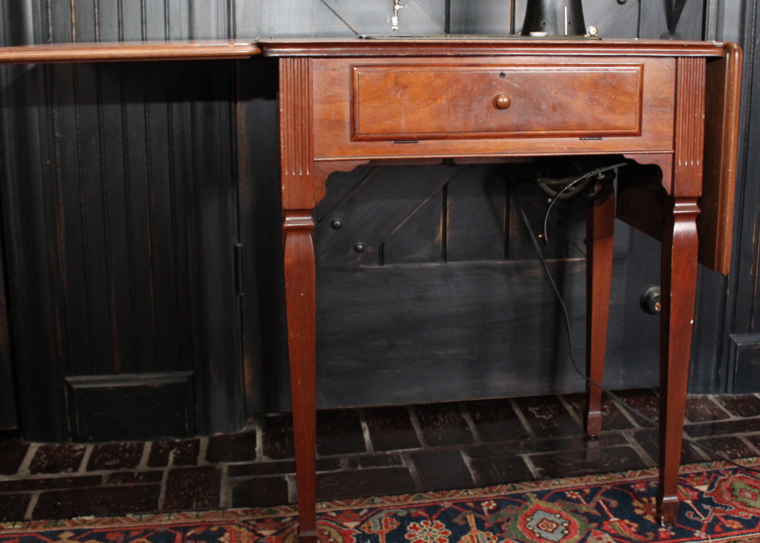 Vintage Electric Singer Sewing Machine and Cabinet