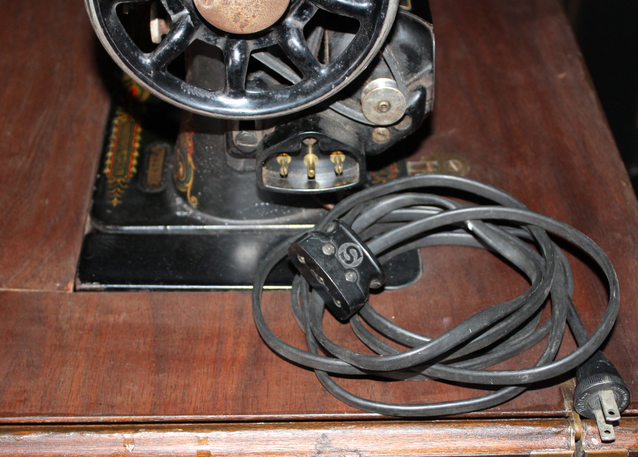 Antique Singer Sewing Machine Table