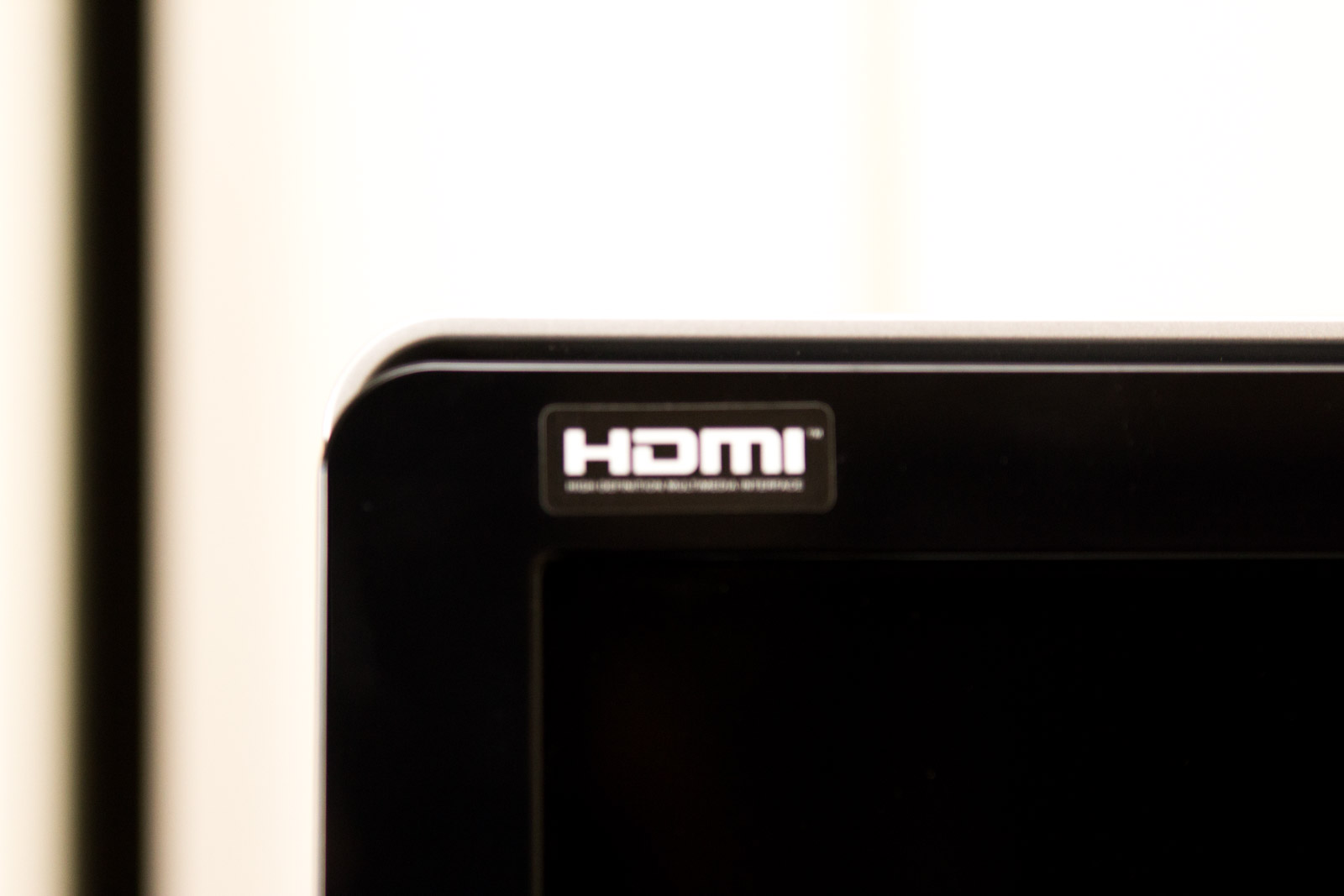 HP 22" Widescreen LCD Monitor and Harman/Kardon Speakers