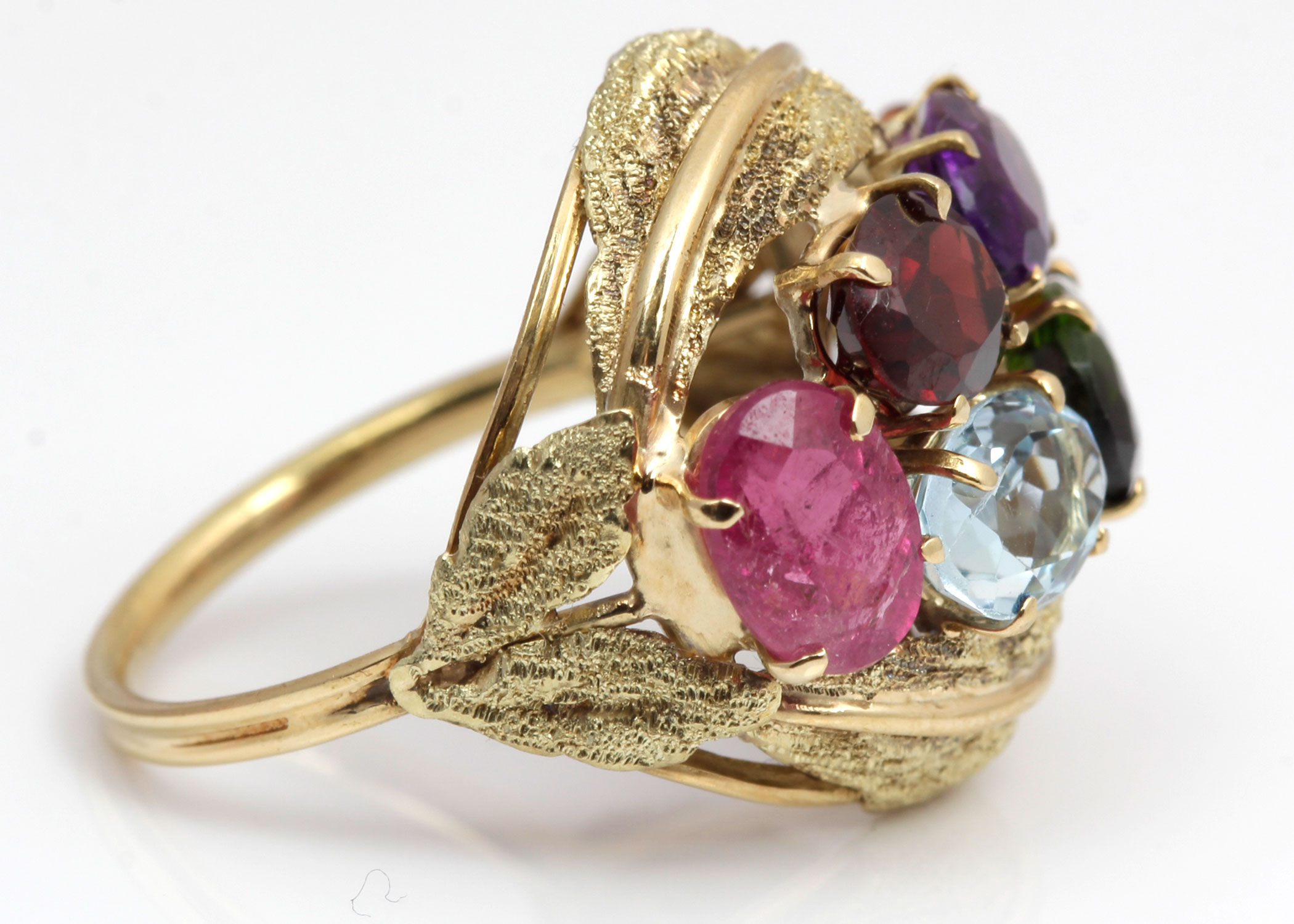 18K Yellow Gold Gemstone Ring