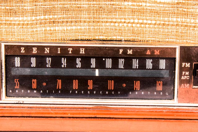 Pair of Vintage Clocks and Vintage Zenith Radio