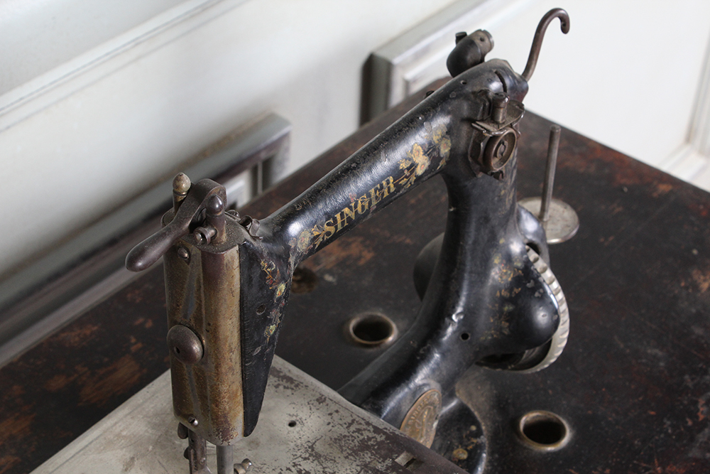 Antique Singer Sewing Machine Table
