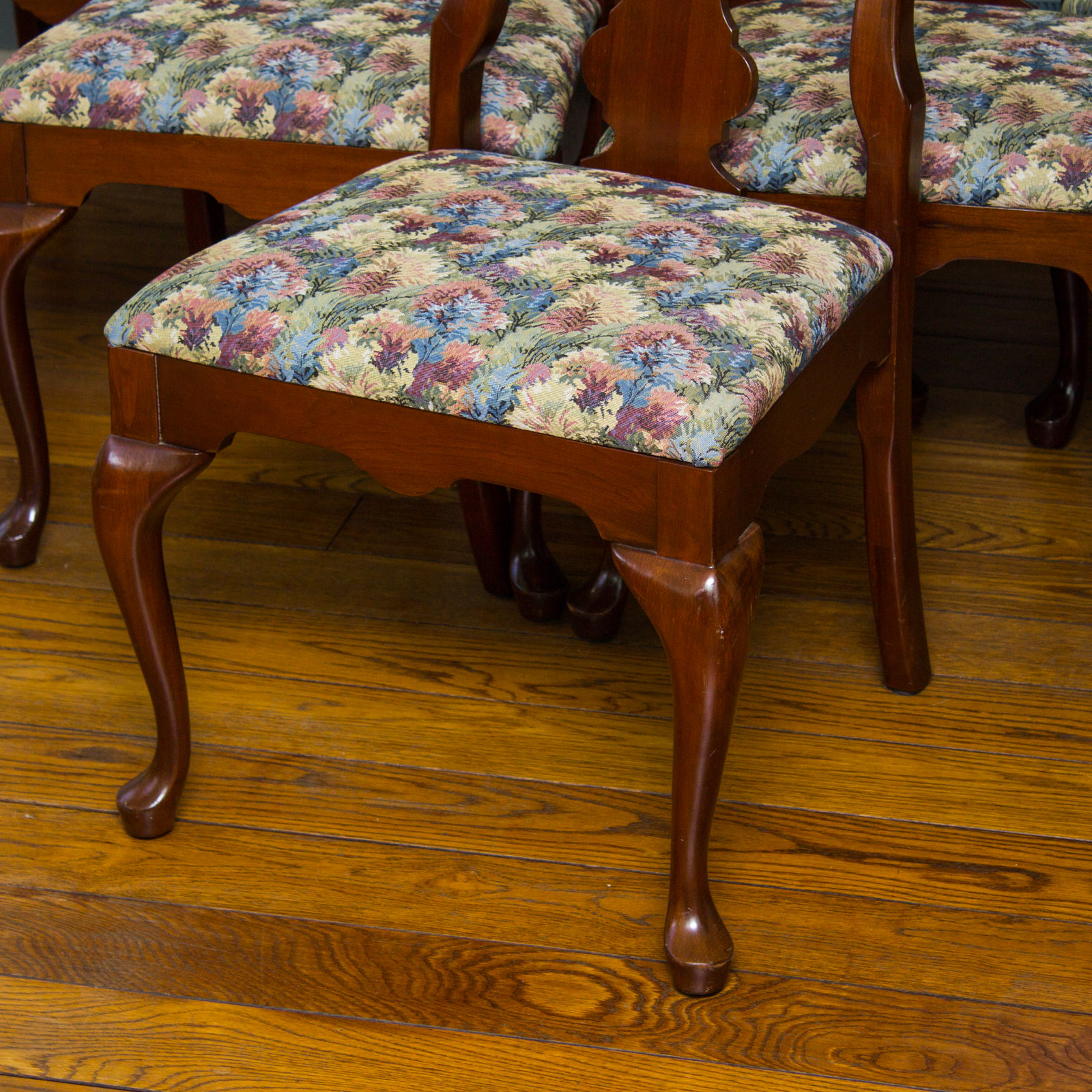 Set of Queen Anne Cherry Dining Chairs